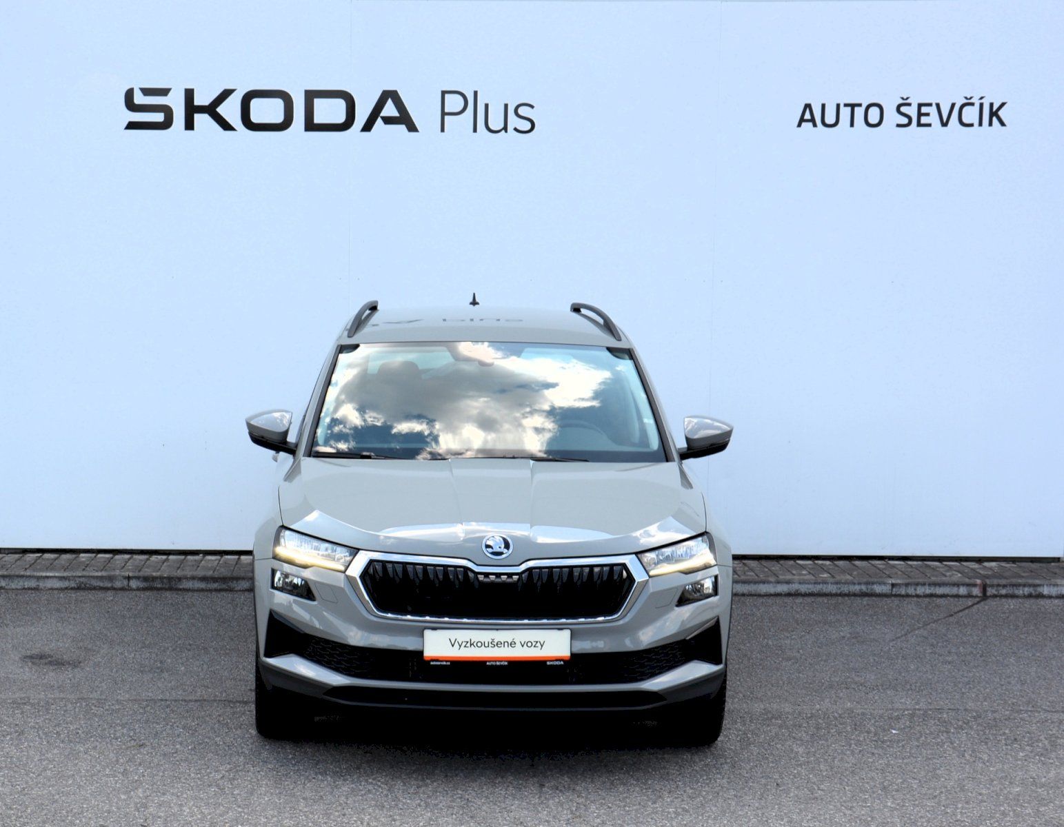 Škoda Karoq, 1.5 TSI 110 KW Ambition PLUS - fotka 4