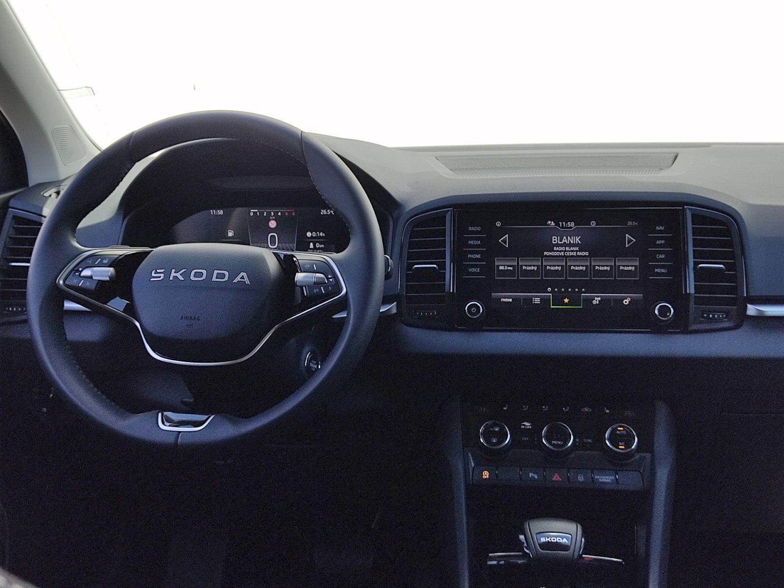 Škoda Karoq, Selection 1,5 Tsi 110 Kw DSG - fotka 6