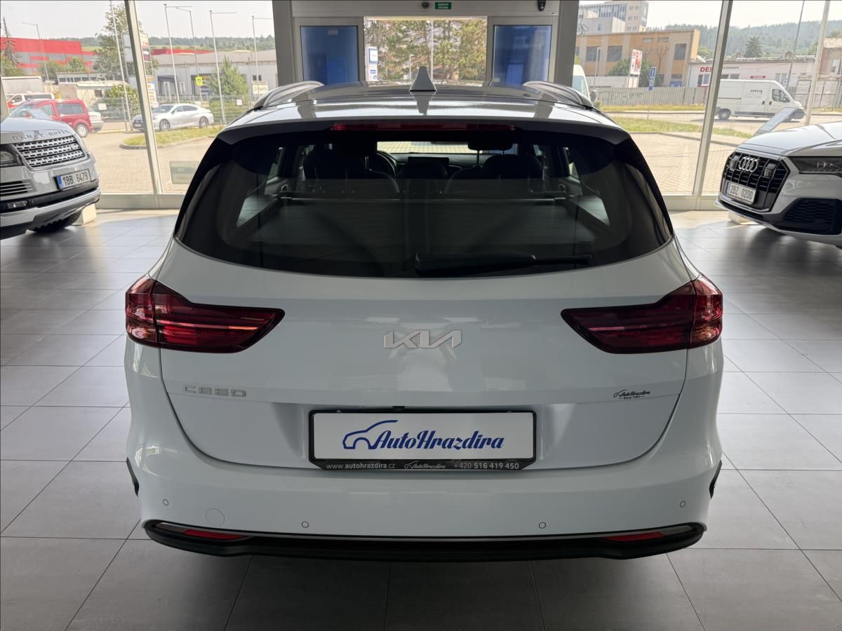 Kia Cee´d, 1,0   73kW,SPIN,ZÁRUKA,ČR,1.MA - fotka 5