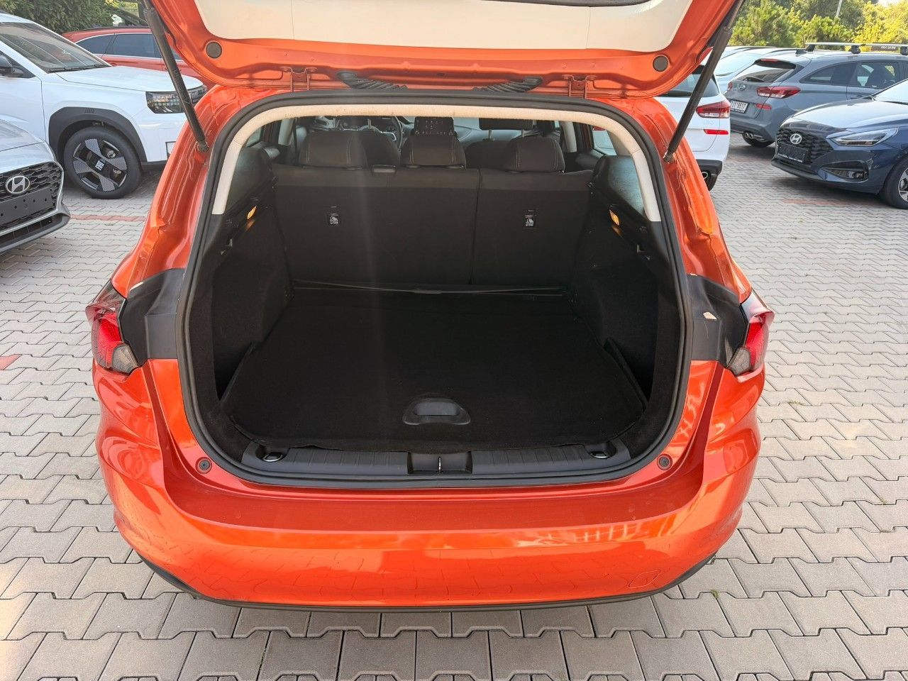 Fiat Tipo, 1,0 100K - kombi City Life - fotka 6
