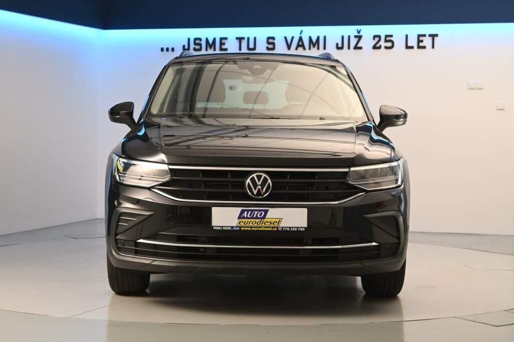 Volkswagen Tiguan, 2.0 LIFE DSG LED ACC Tažné TDI - fotka 3