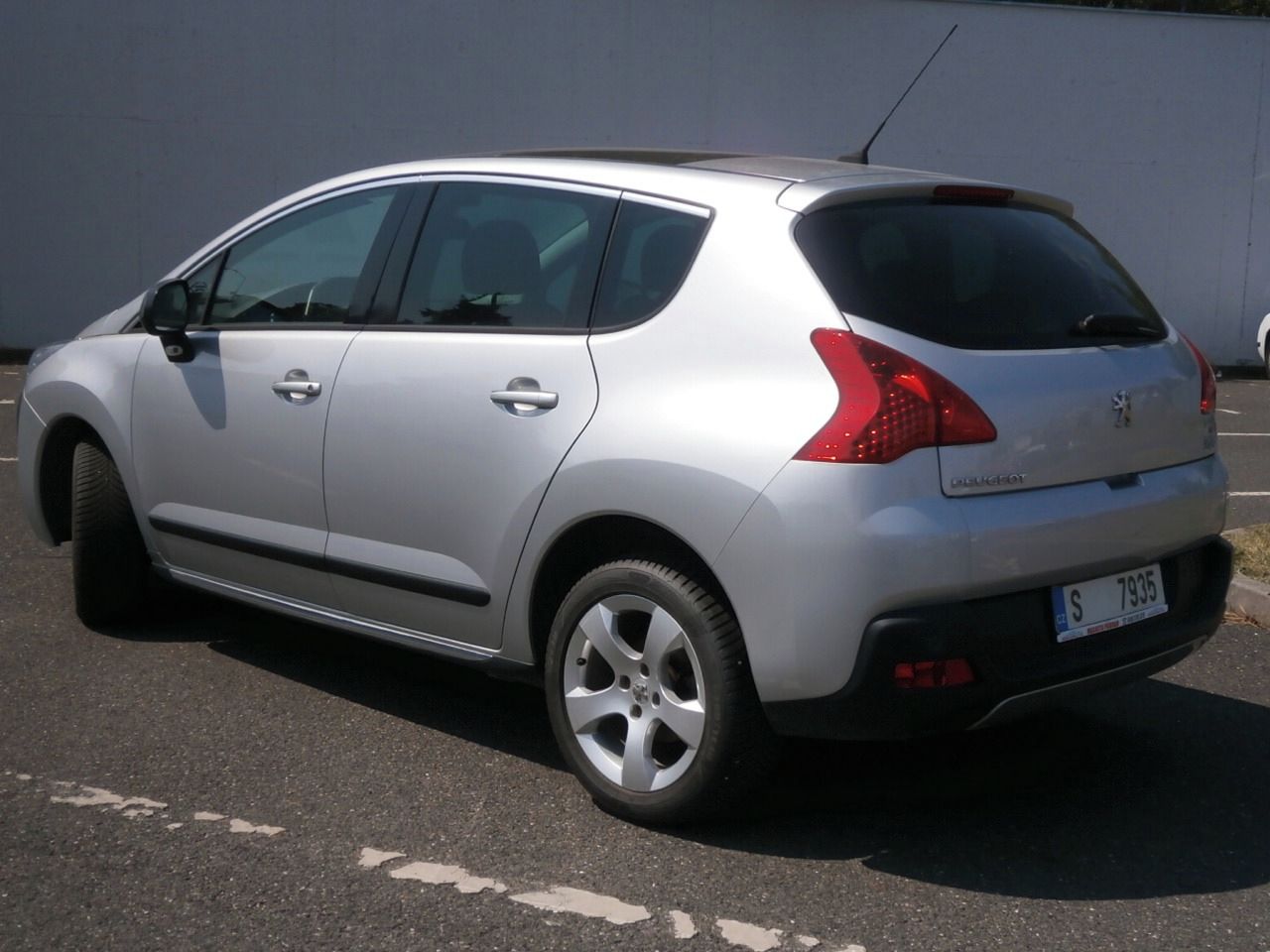 Peugeot 3008, JEN 99TKM AUTOMAT SERVISNI KN. - fotka 4