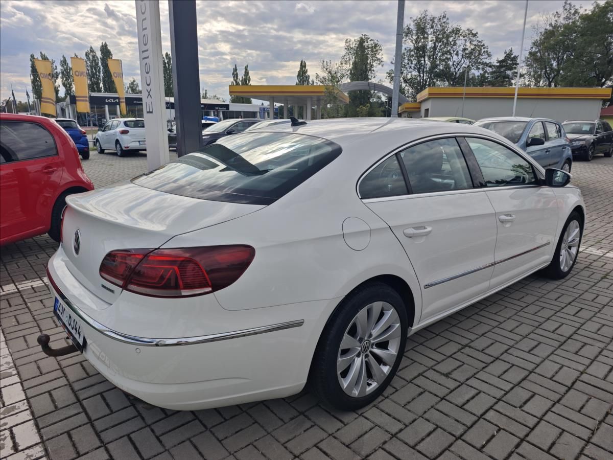 Volkswagen Passat CC, 2,0 TDI DSG 4Motion BMT - fotka 6