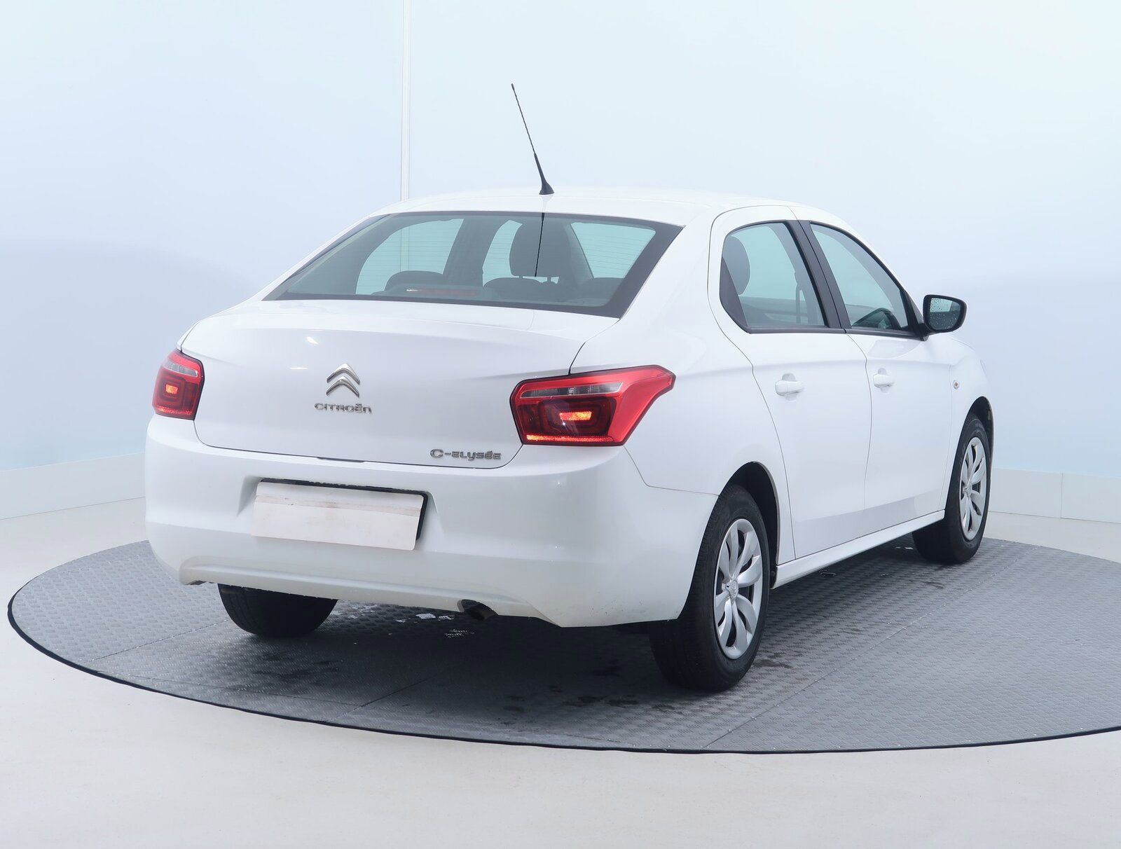 Citroën C-Elysée, 1.2 PureTech, Tendance, ČR - fotka 5