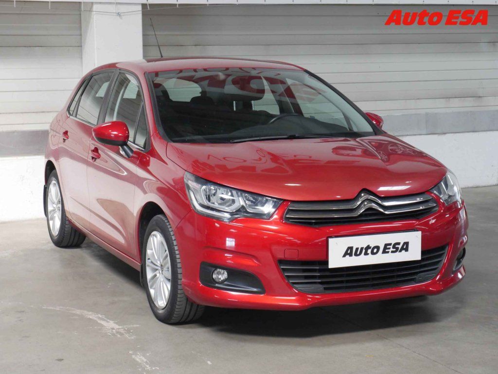 Citroën C4, 1.2,2.maj,ČR,STK6/28