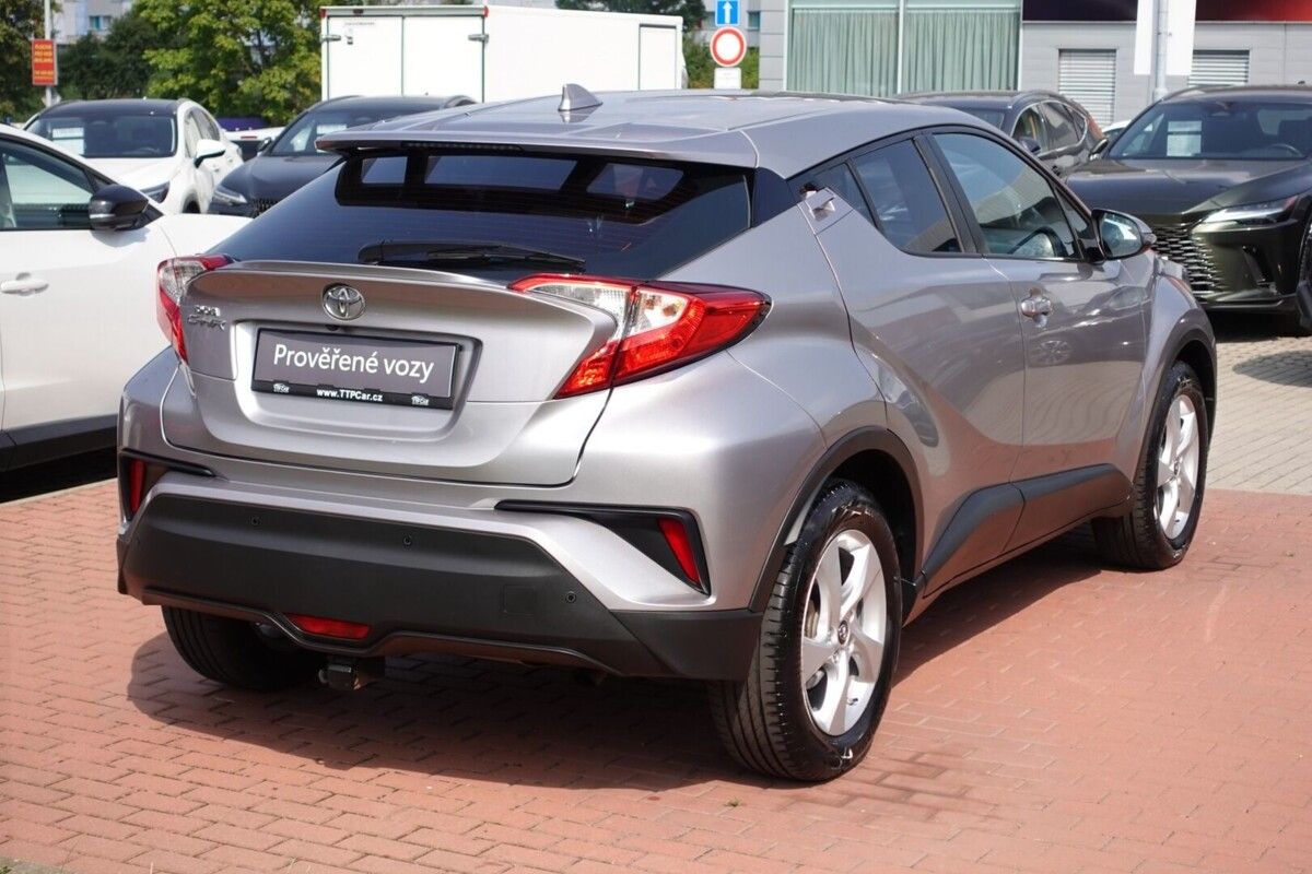 Toyota C-HR, 1,2 T 6M/T Active Htd seats - fotka 4