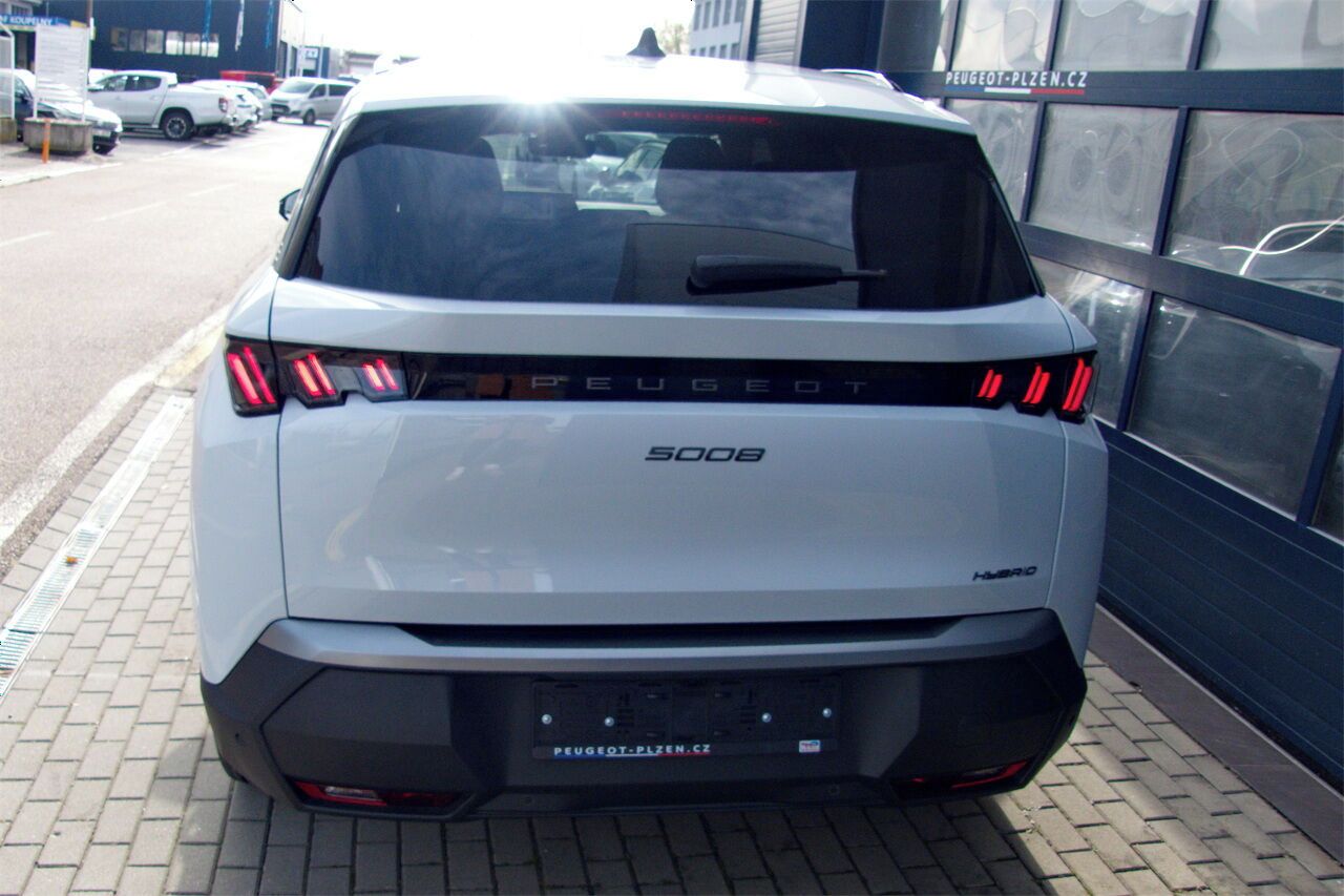 Peugeot 5008, BUSINESS Hybrid 145 e-DCS6 - fotka 3