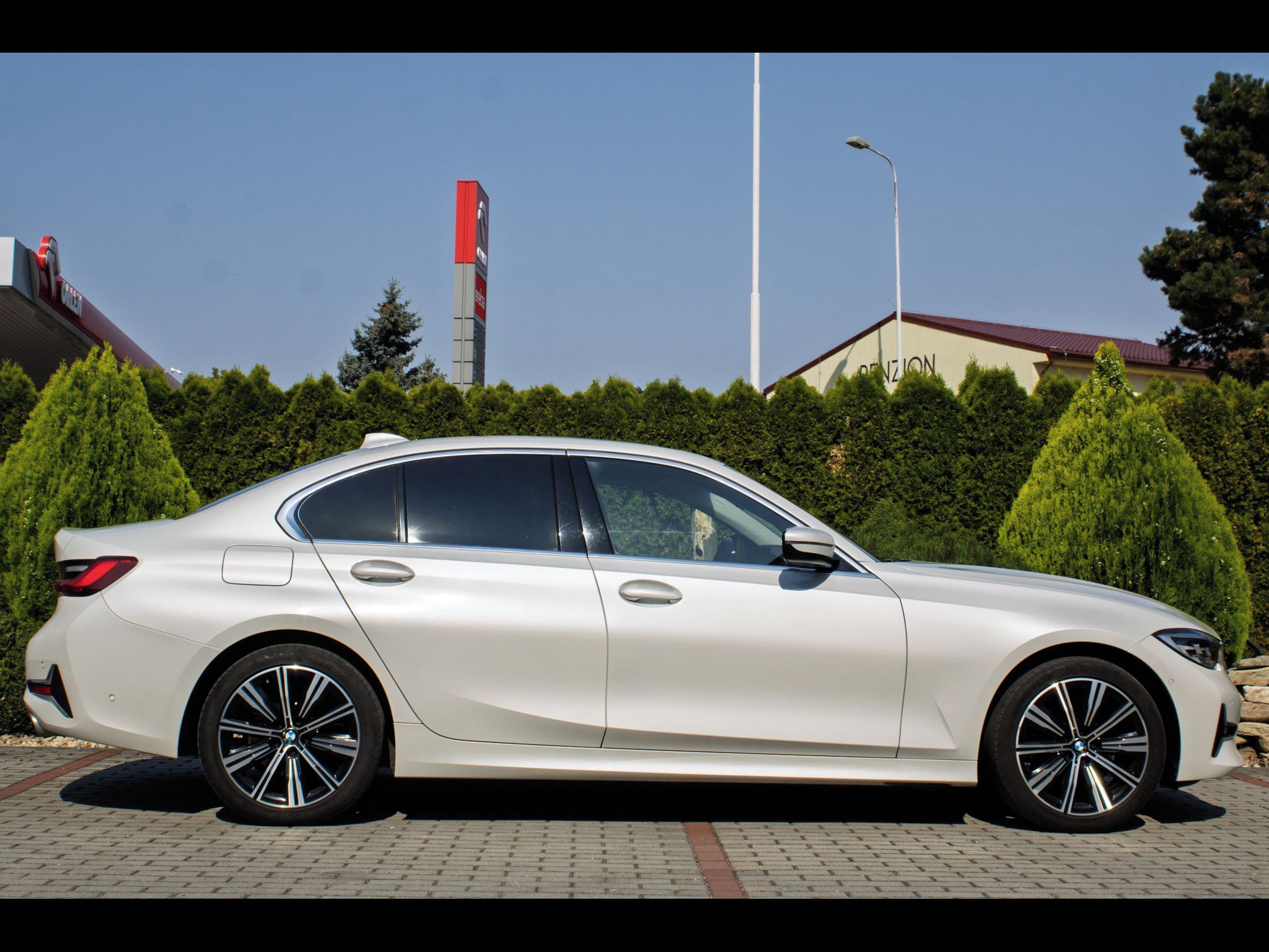 BMW Řada 3, BMW 320D XDRIVE - fotka 4