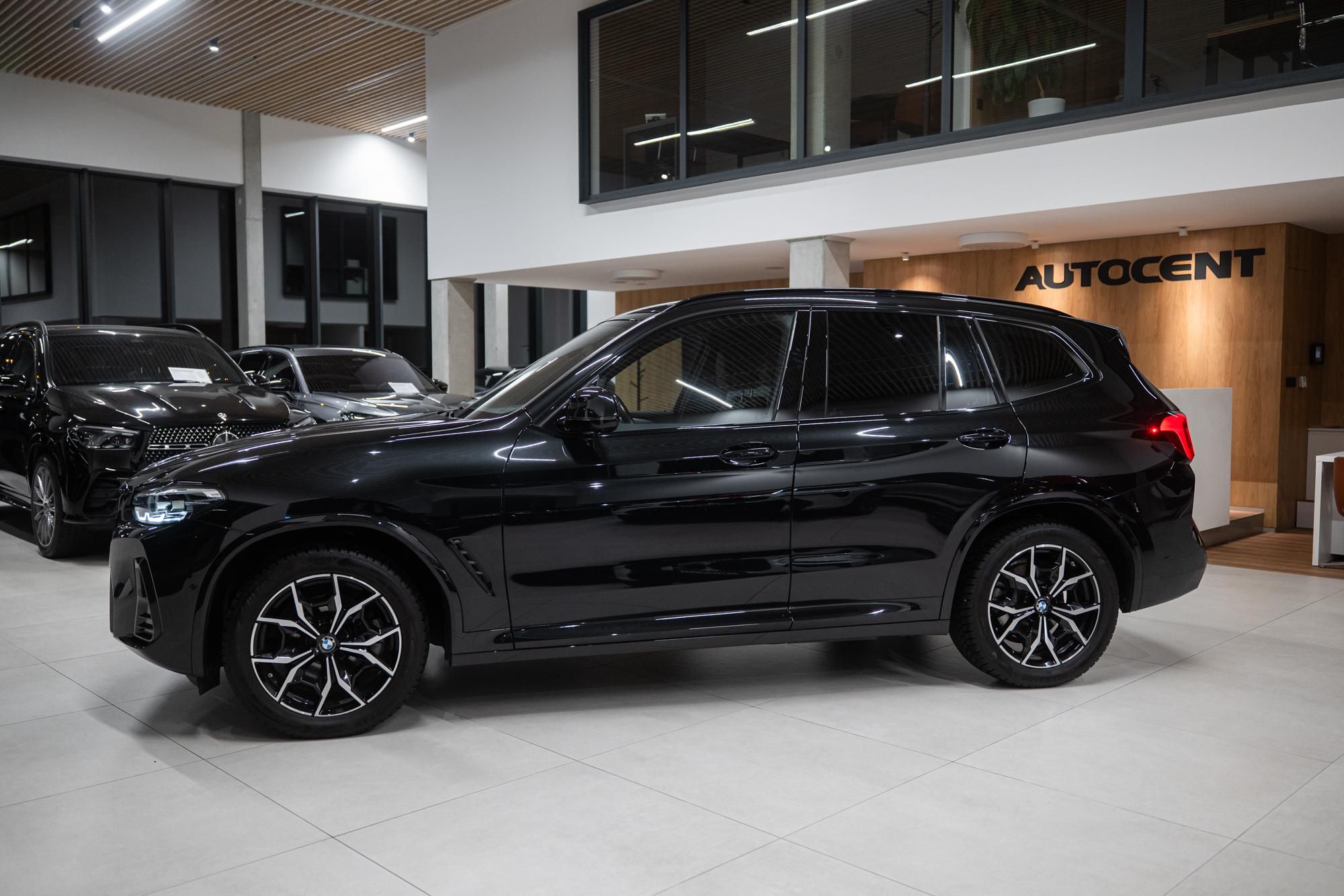 BMW X3, M20D 4X4 1 CZ - fotka 5
