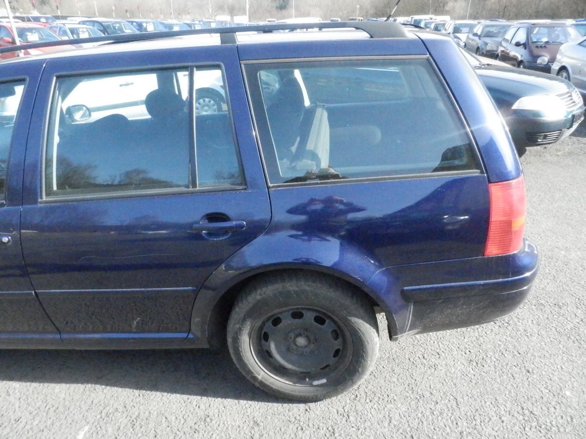Volkswagen Golf, 1,9TDI DIGI-KLIMA - fotka 6