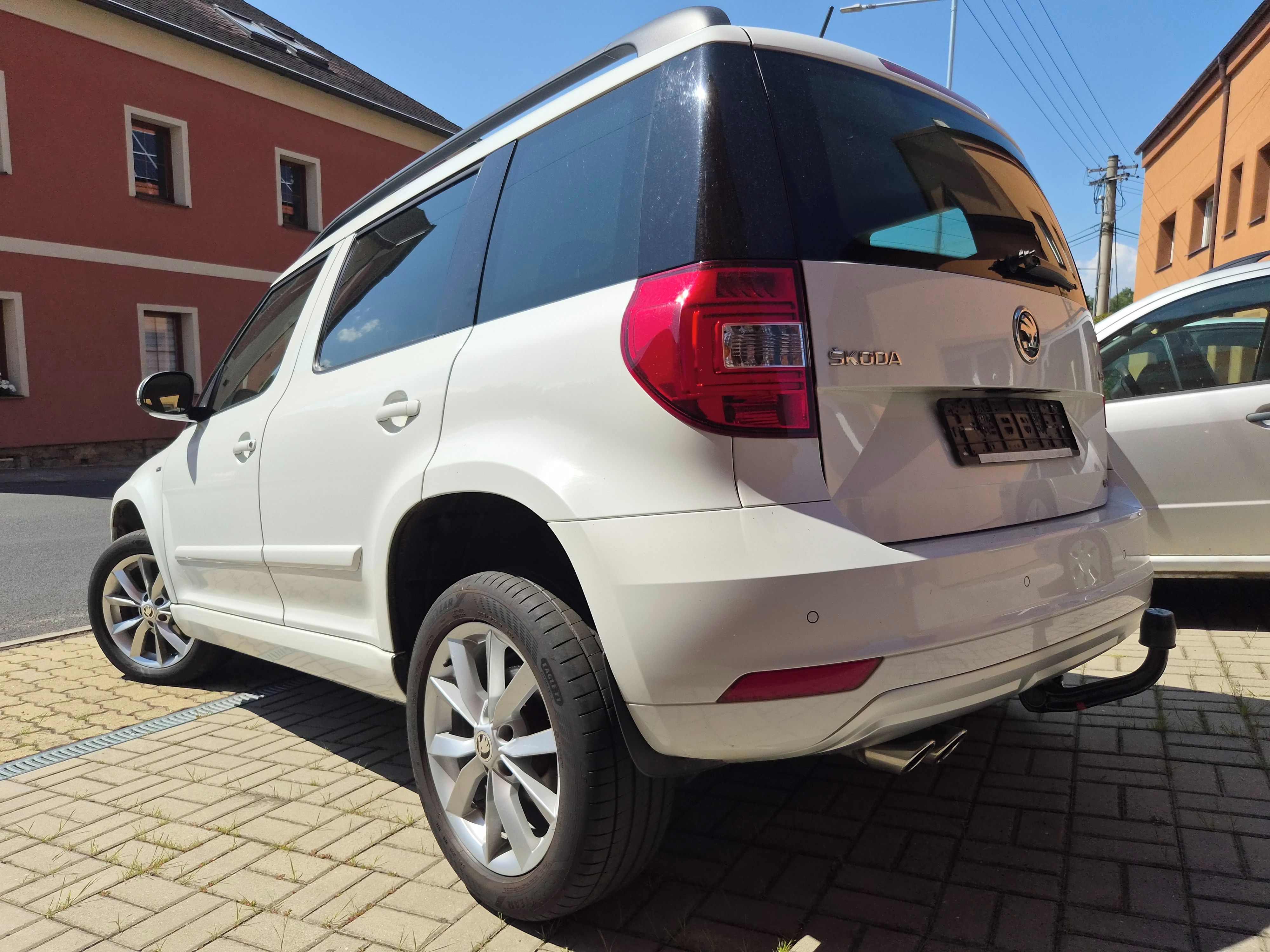 Škoda Yeti, 4x4 110 kw manuál - fotka 6