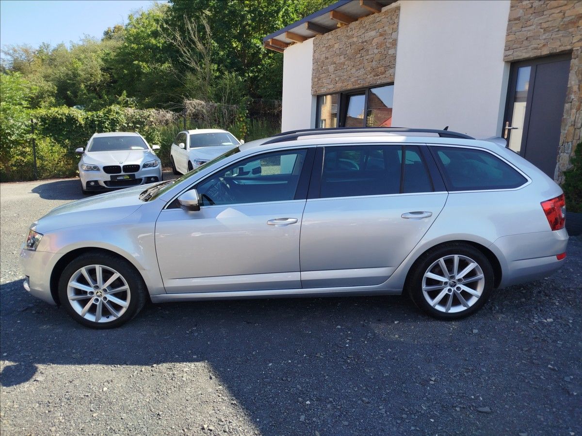 Škoda Octavia, 2,0 TDi 110kW, SERVIS ŠKODA - fotka 3