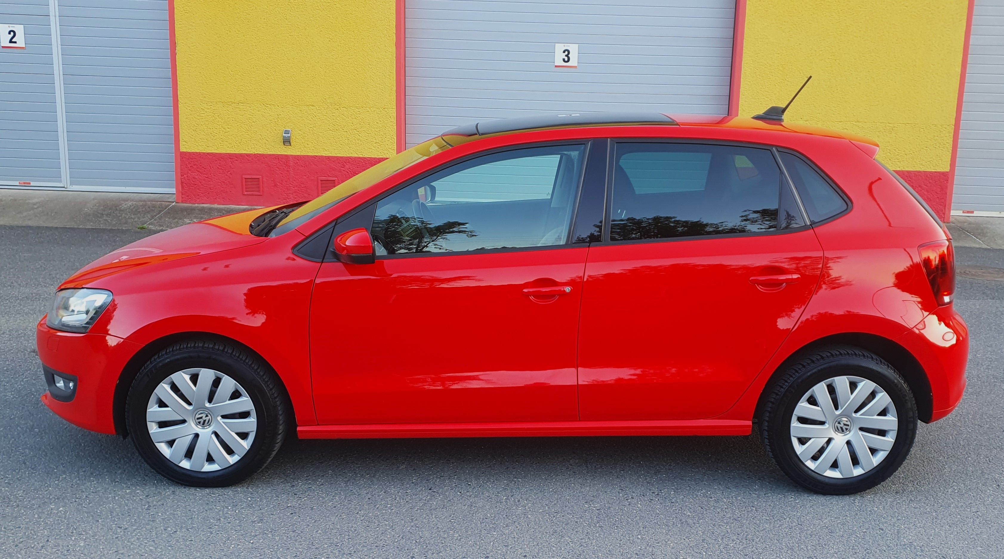 Volkswagen Polo, 1.2 TSi, Life, Xenon, Panorama - fotka 4