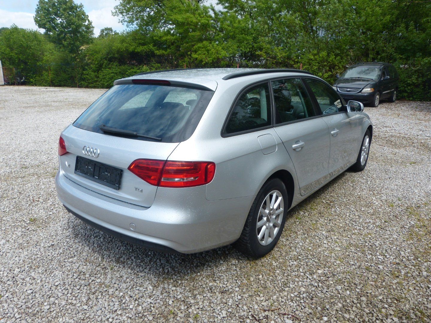 Audi A4 Avant, 2.0 TDI - fotka 6