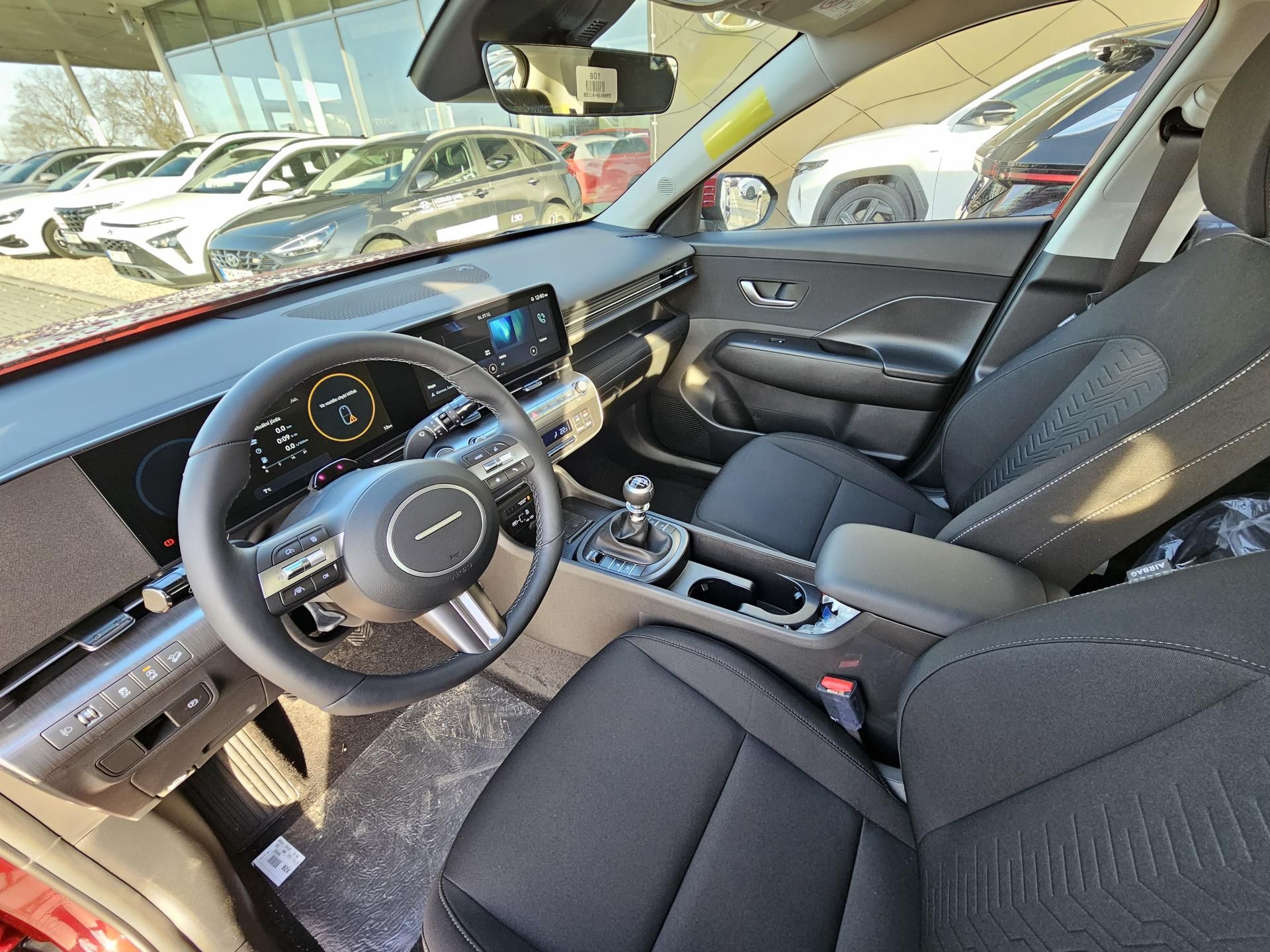 Hyundai Kona, 1,6 T-GDI 2WD MT SMART TECH - fotka 6