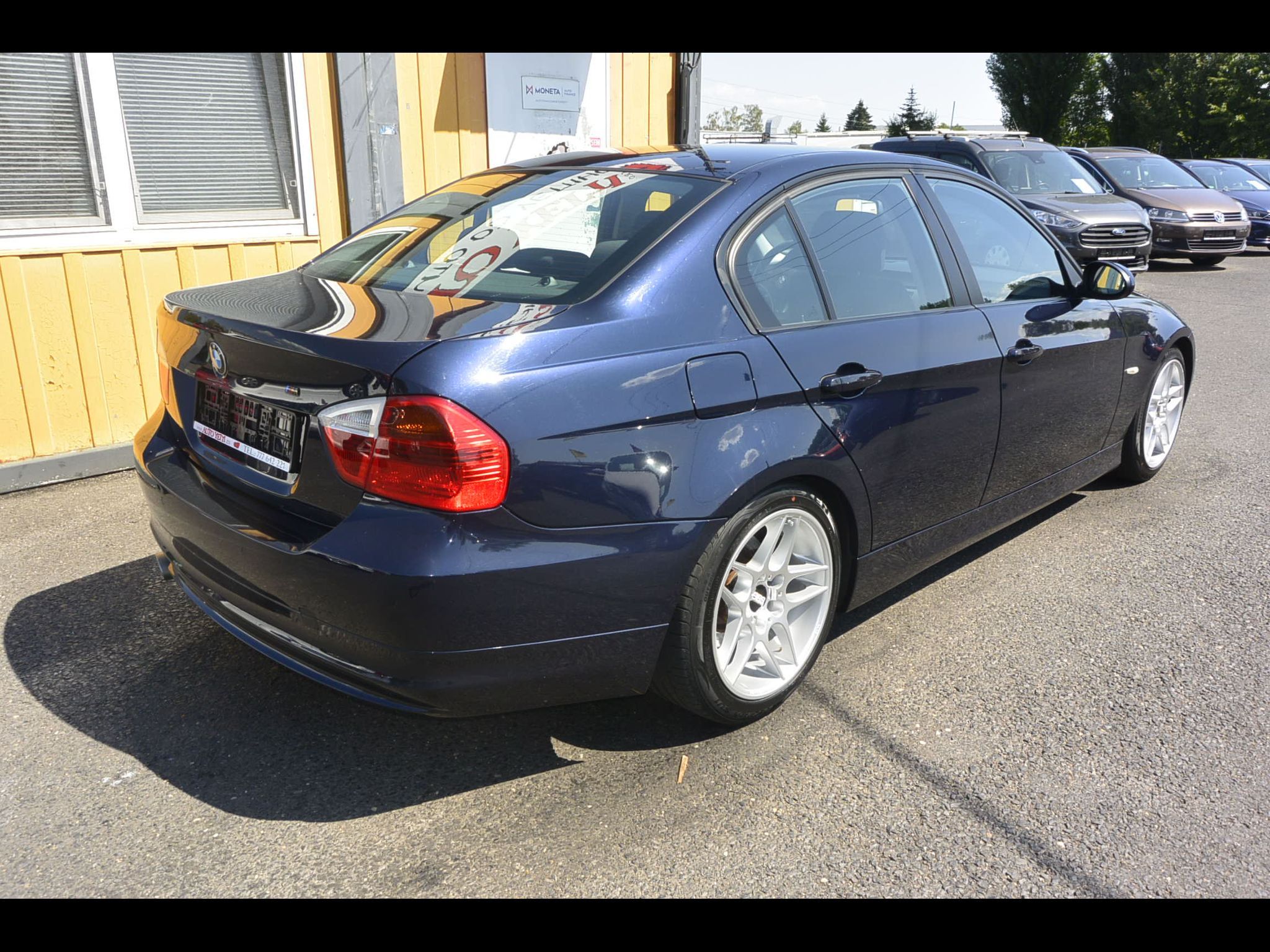 BMW Řada 3, 2.0i - fotka 5