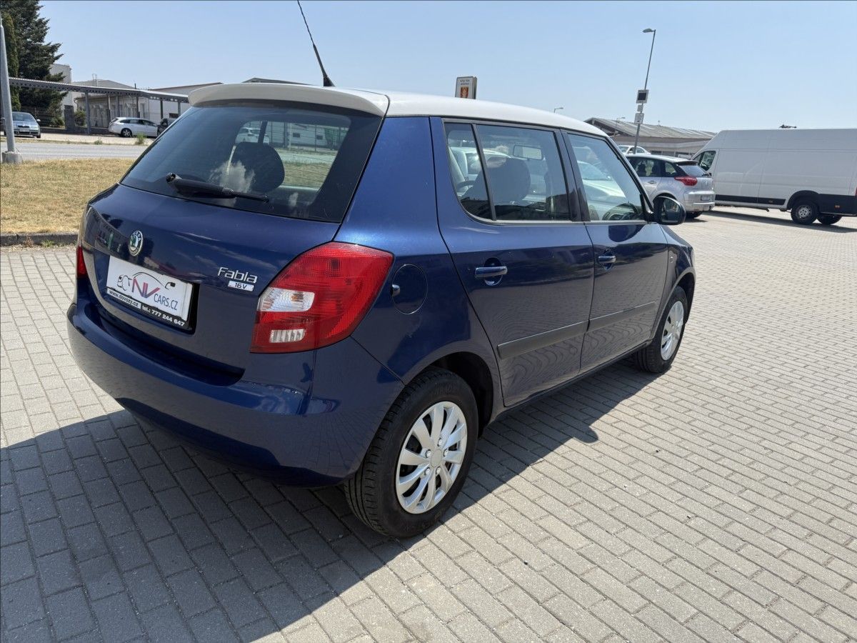 Škoda Fabia, 1,4 i 16v Klima, po STK - fotka 4