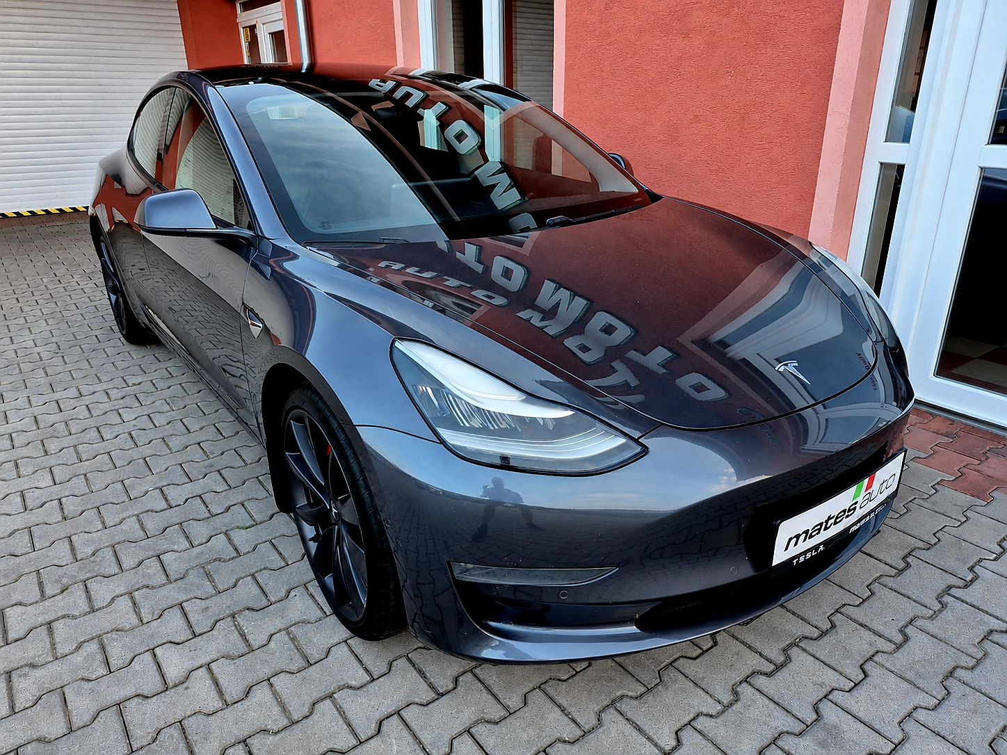 Tesla Model 3, Performance Dual Motor 377kW S - fotka 4