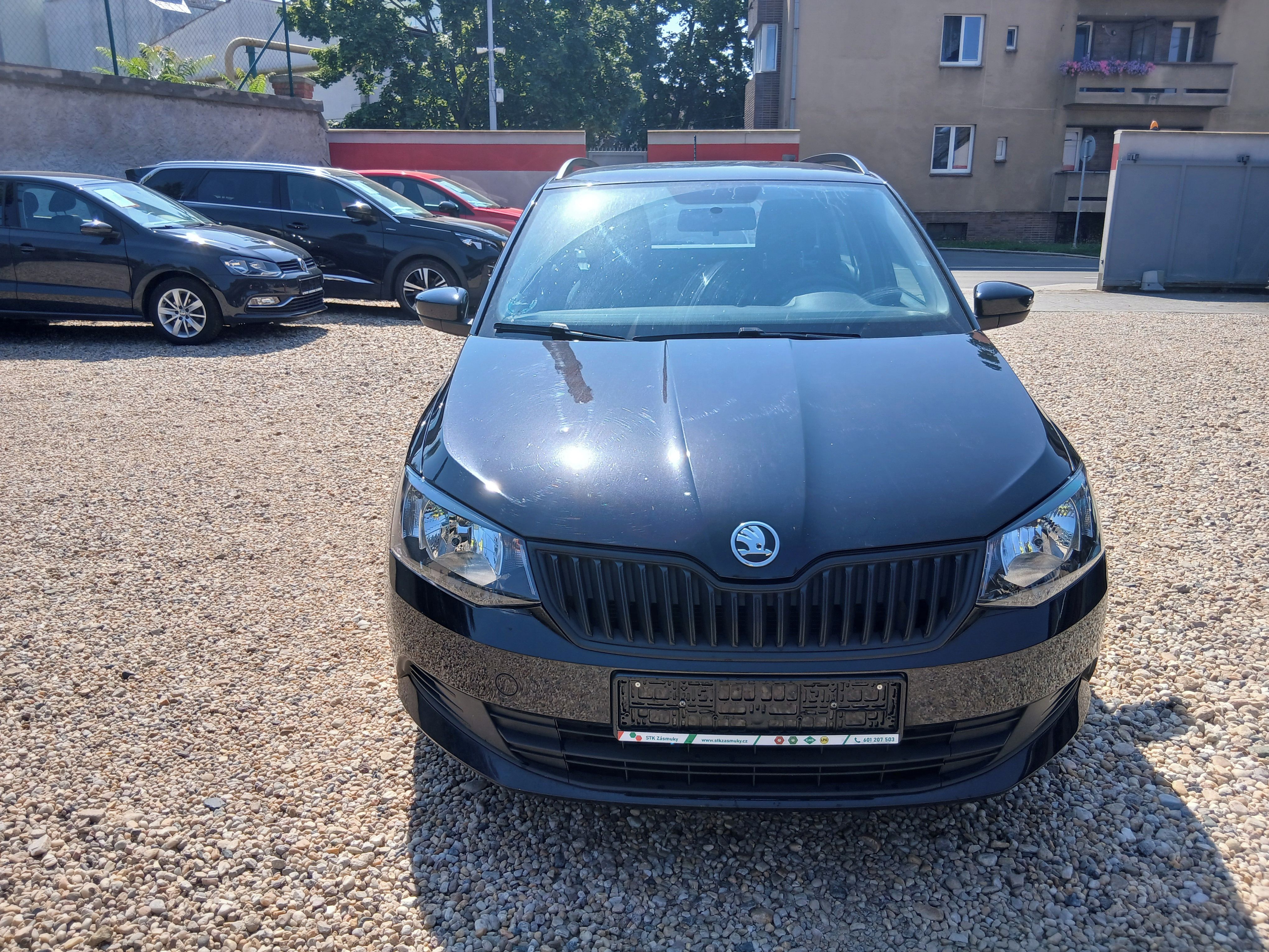 Škoda Fabia, 1.4 TDi 66KW Kombi, Klima - fotka 2