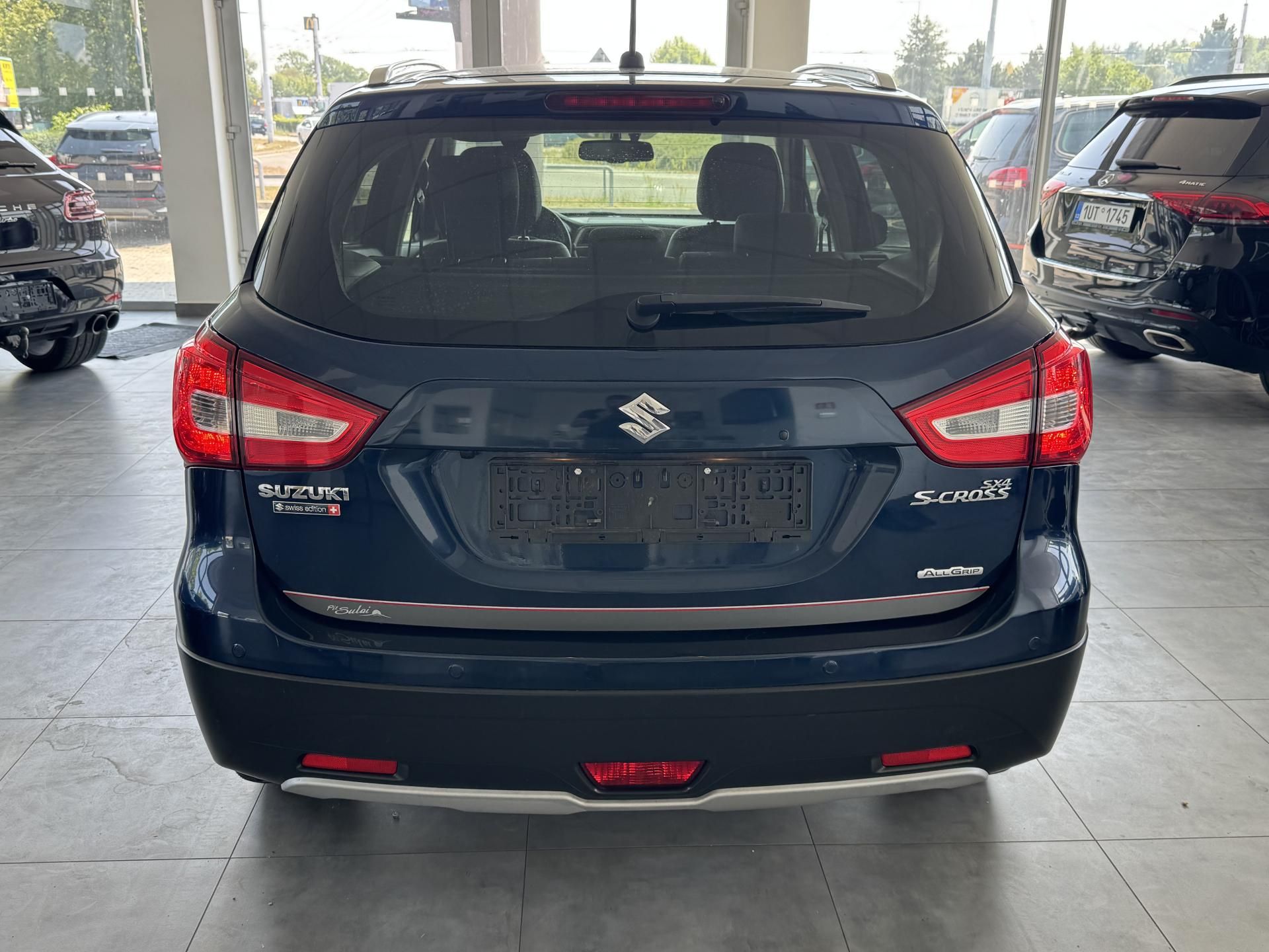 Suzuki SX4 S-Cross, 1,4T 4x4 PizSulai Navigace - fotka 6