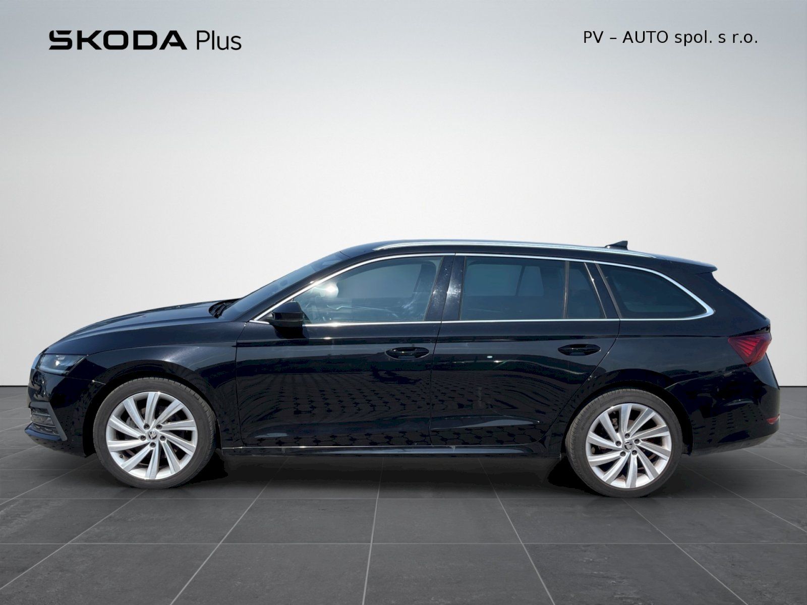 Škoda Octavia, 2.0 TDI 110kW DSG Style Plus c - fotka 3
