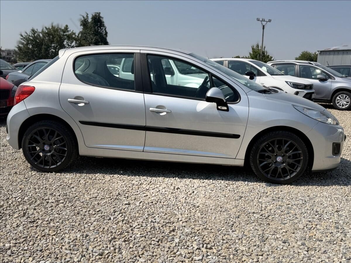 Peugeot 207, 1,6 HDI KLIMA +SADA KOL 79tKm - fotka 4