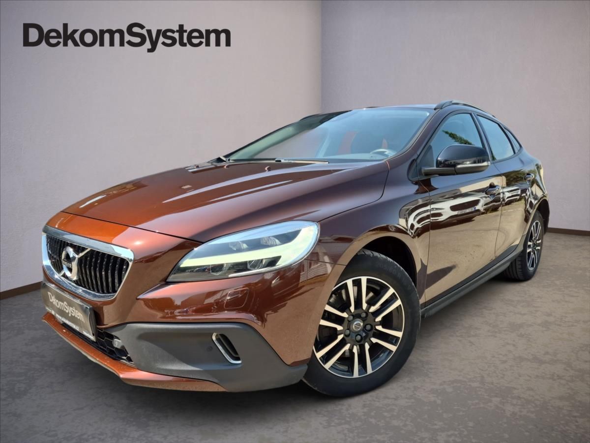 Volvo V40, 2,0 D3 Cross Country