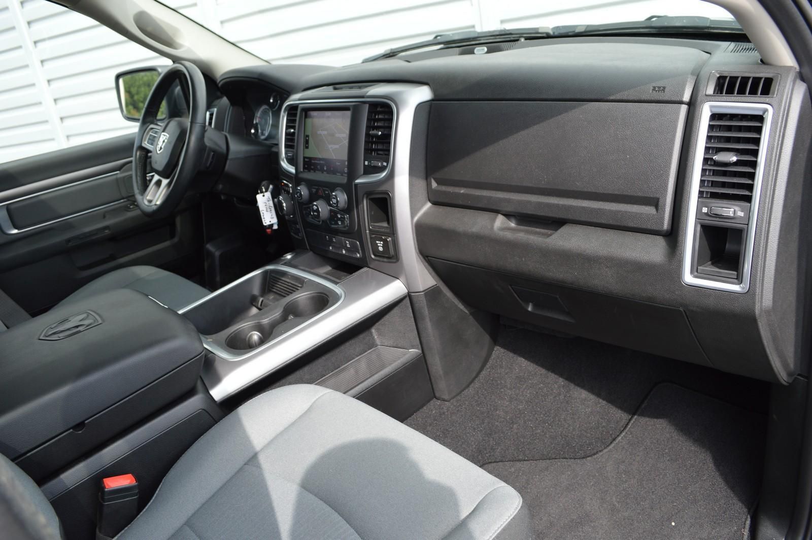 Dodge Ram 1500, 1500 5.7 HEMi LPG TOP! - fotka 3