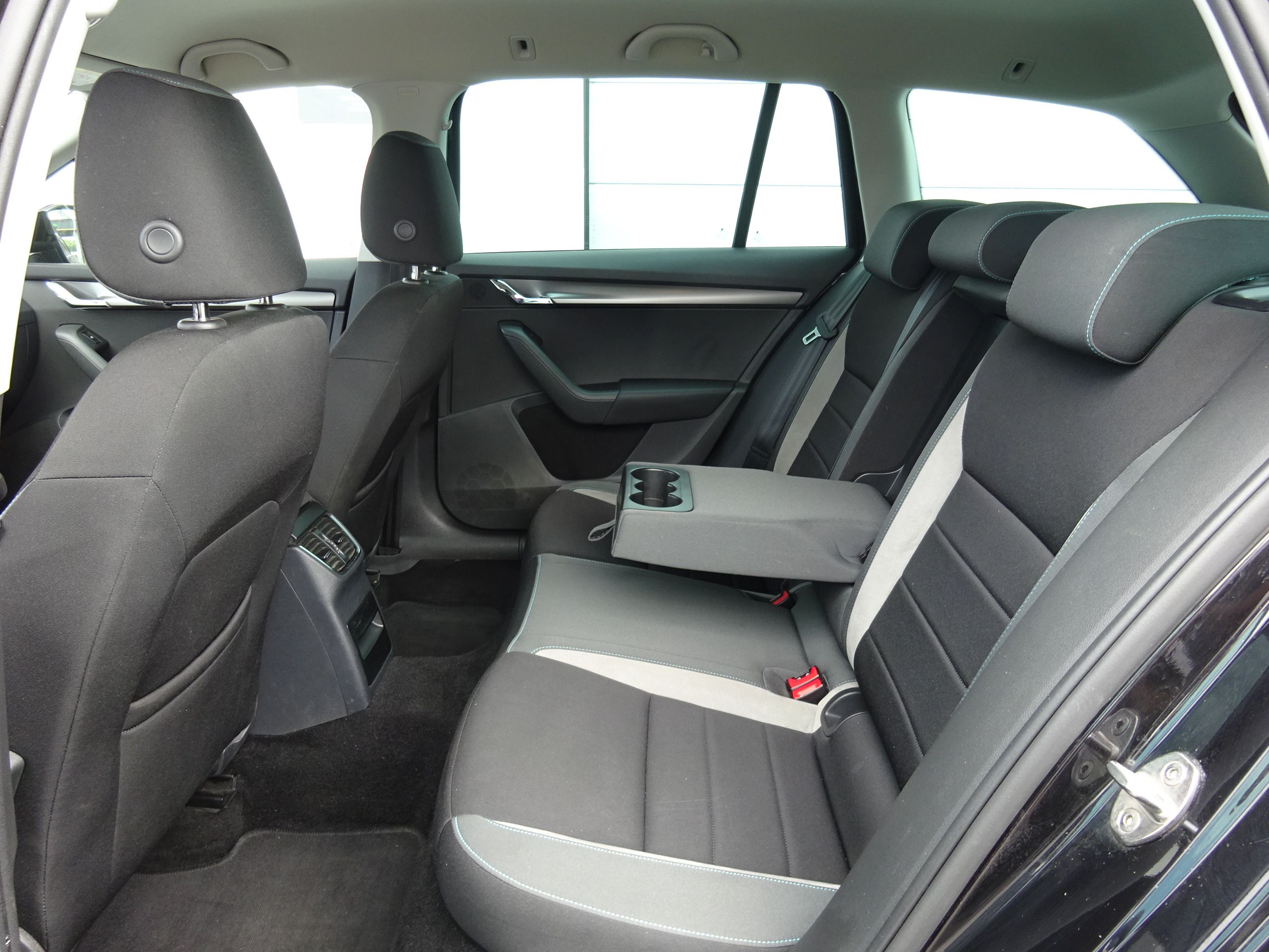 Škoda Octavia, III 2.0 TDi DSG - fotka 6