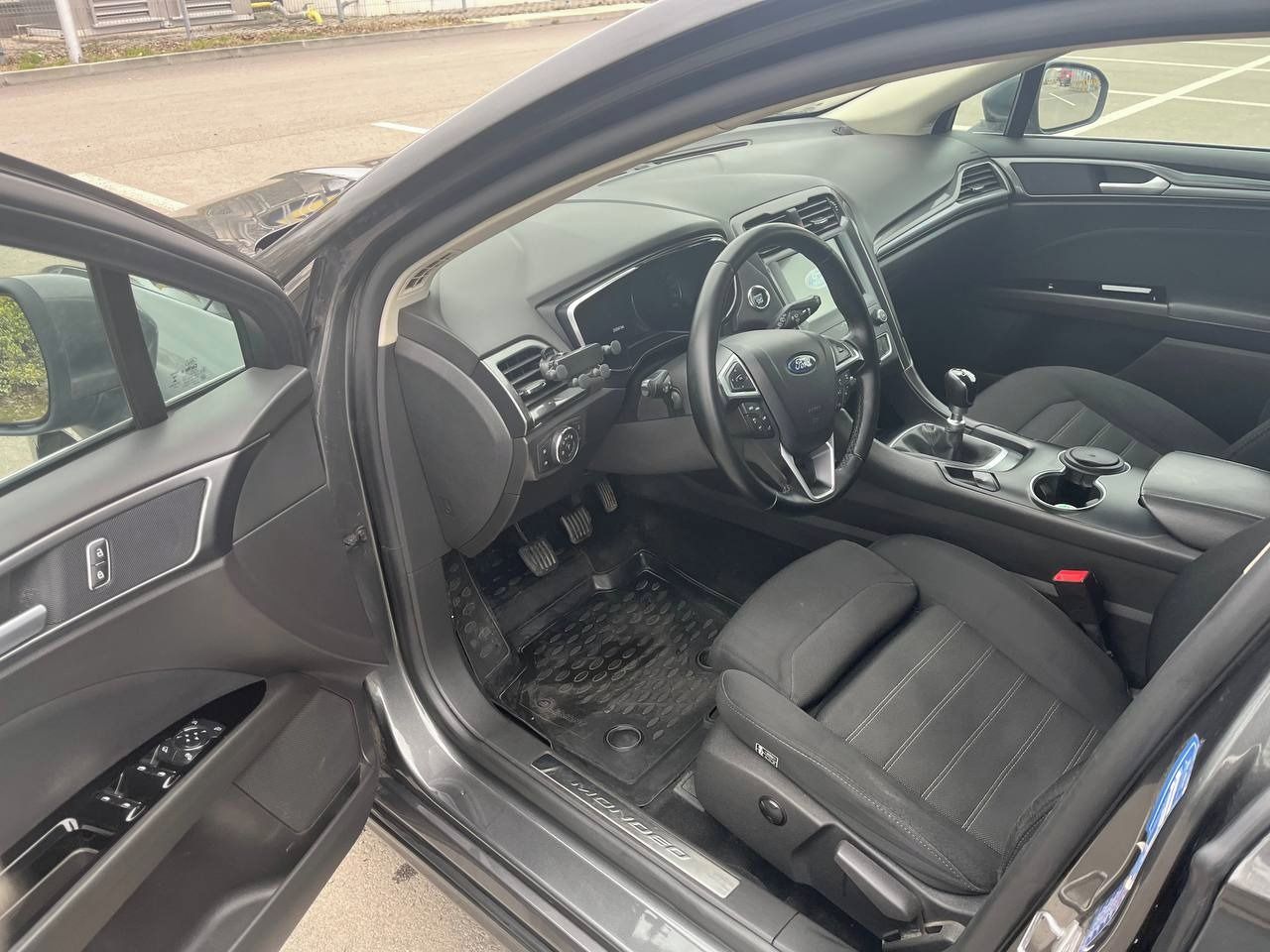 Ford Mondeo, Ford Mondeo 2.0 EcoBlue TITAN - fotka 6