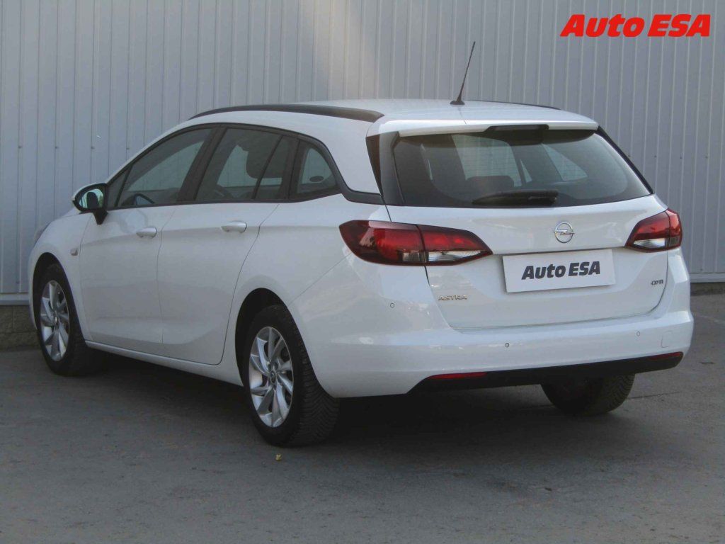 Opel Astra, 1.6CDTi Sports Tourer,ČR - fotka 6