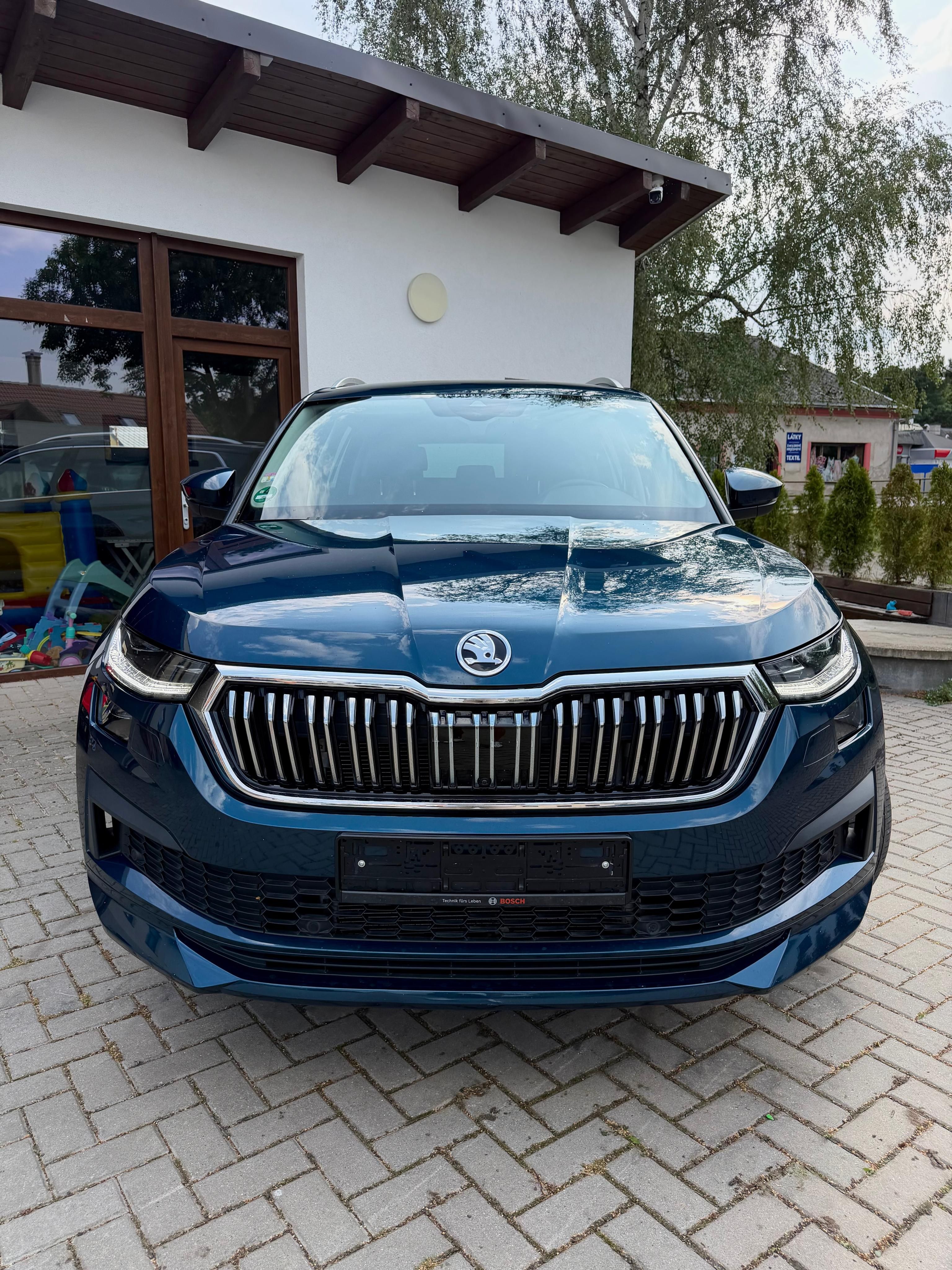 Škoda Kodiaq, L&K 2023 NEZ. TOP. 360 TAŽNÉ - fotka 2