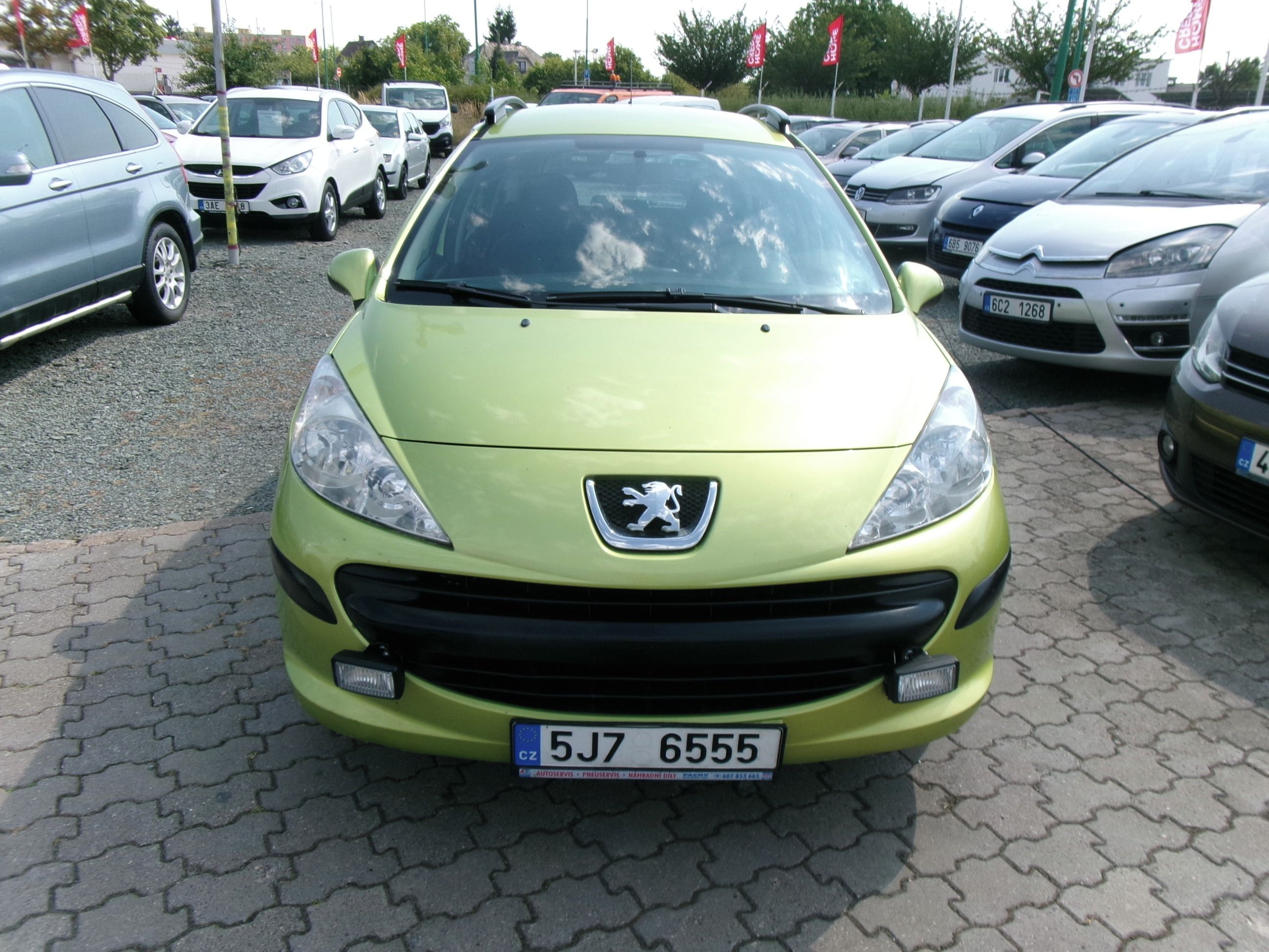 Peugeot 207, 1.4i 54kw,CZ,klima - fotka 2