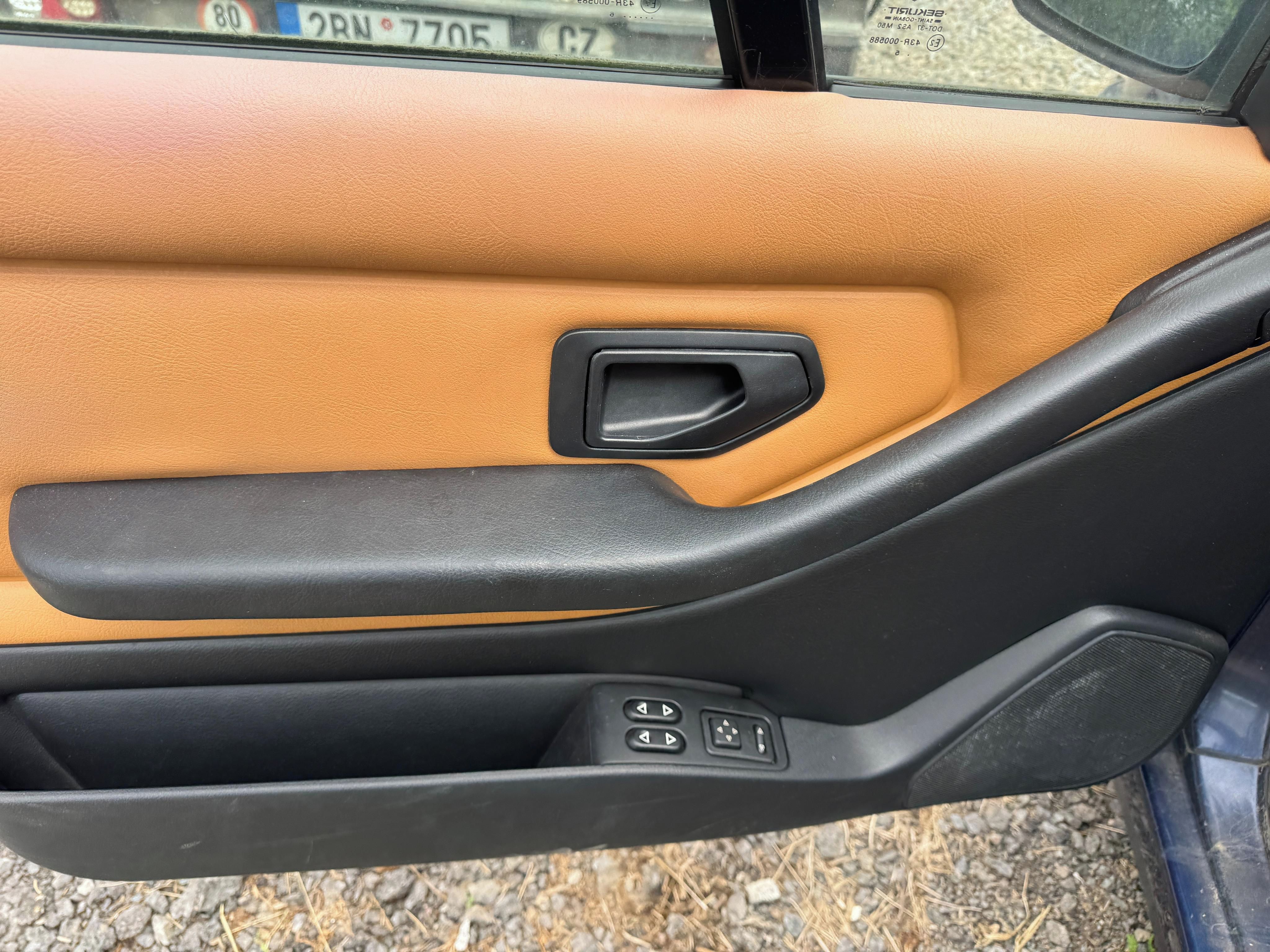 Peugeot 306, 1.8i Saint Tropez Kabrio - fotka 6