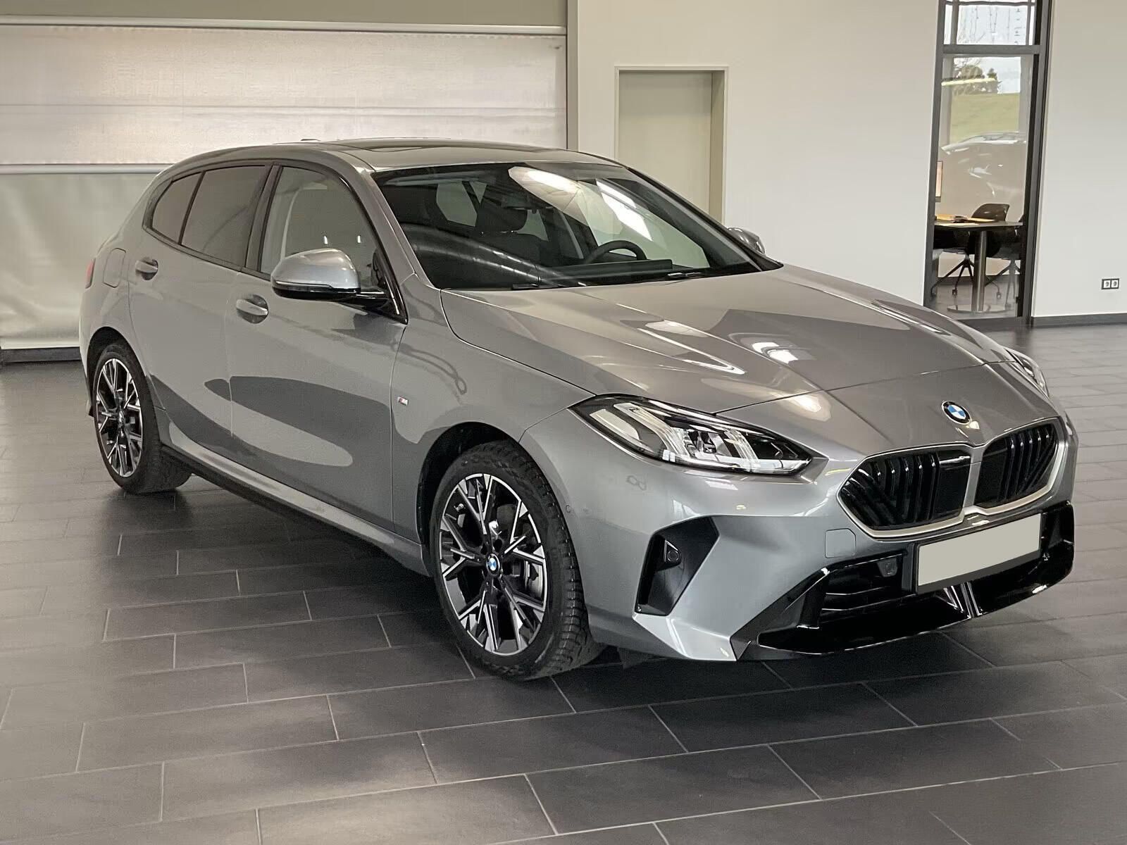 BMW Řada 1, 120 M-Sport design Pano Kamer