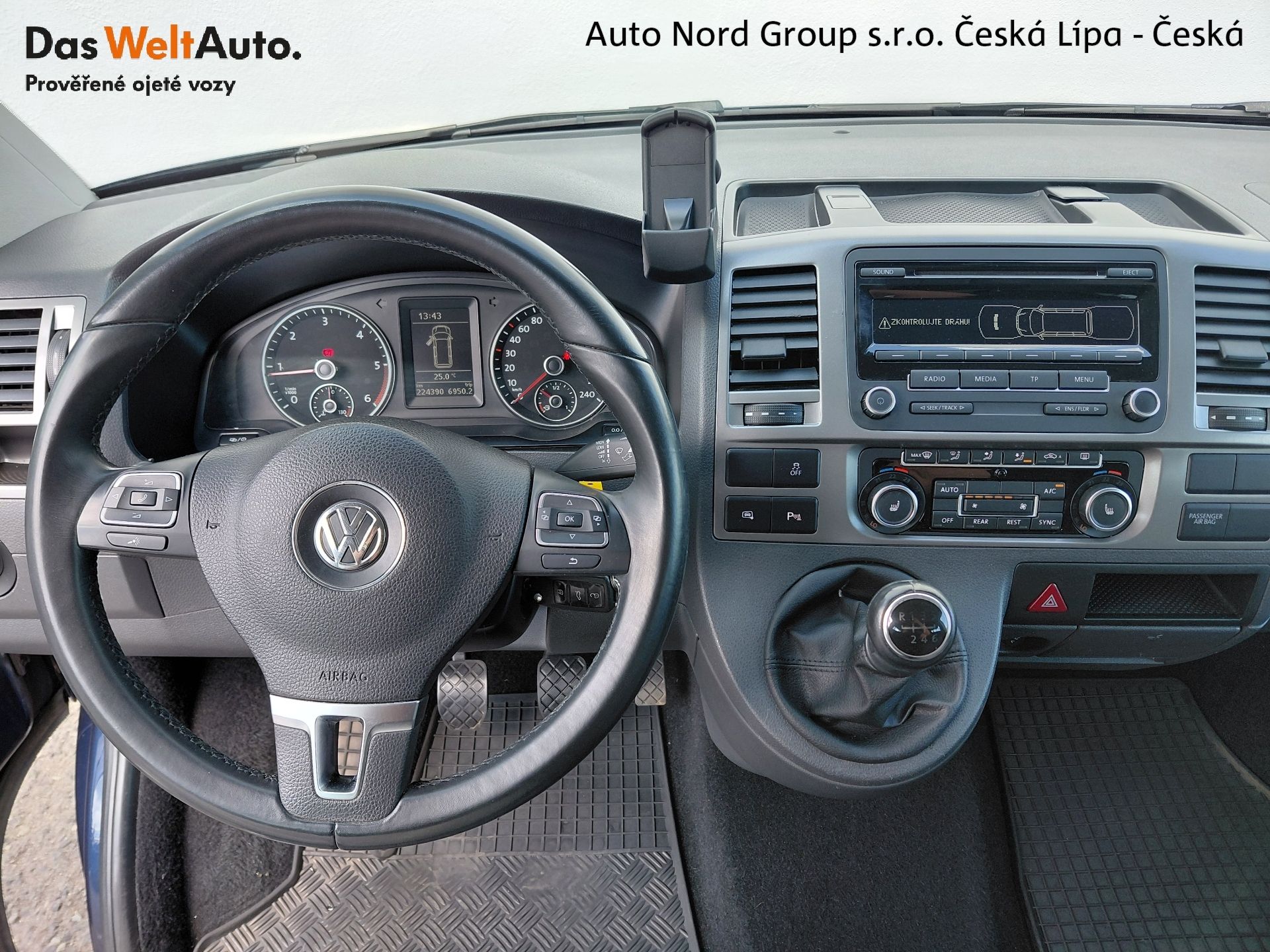 Volkswagen Caravelle, 2,0 TDI Comfortline 4MOT 132KW - fotka 5