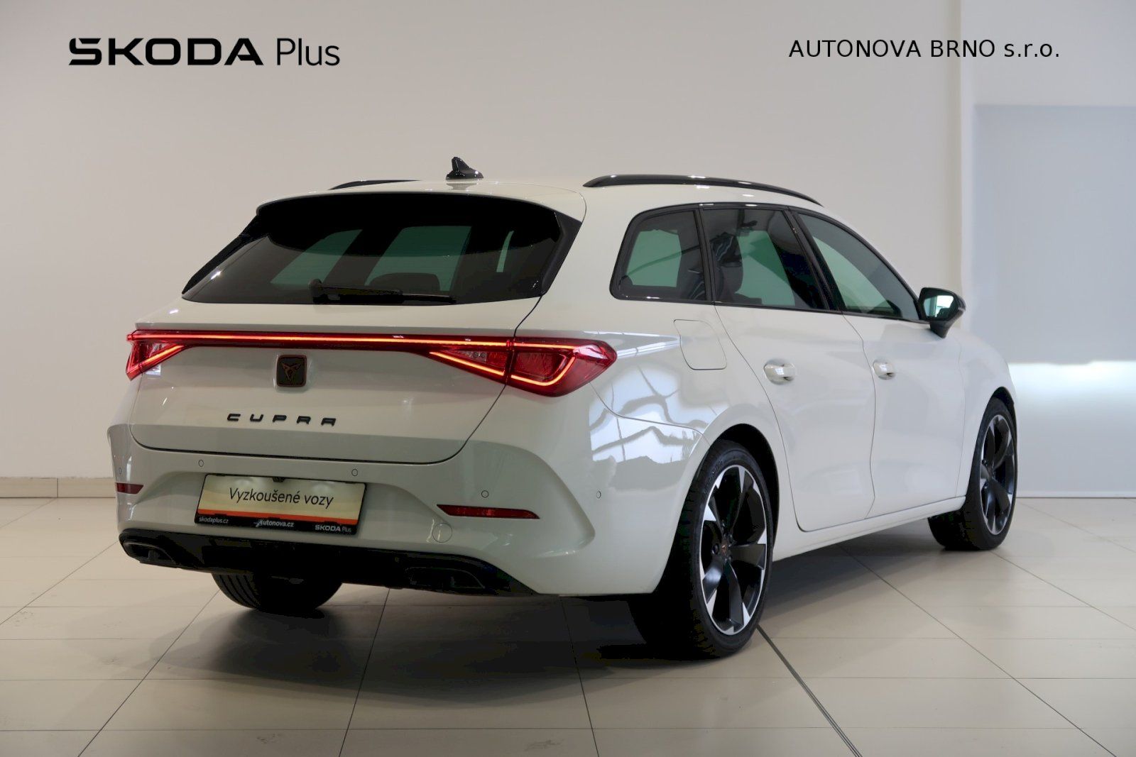 Cupra Leon, 2.0 TSi 140kW - fotka 2
