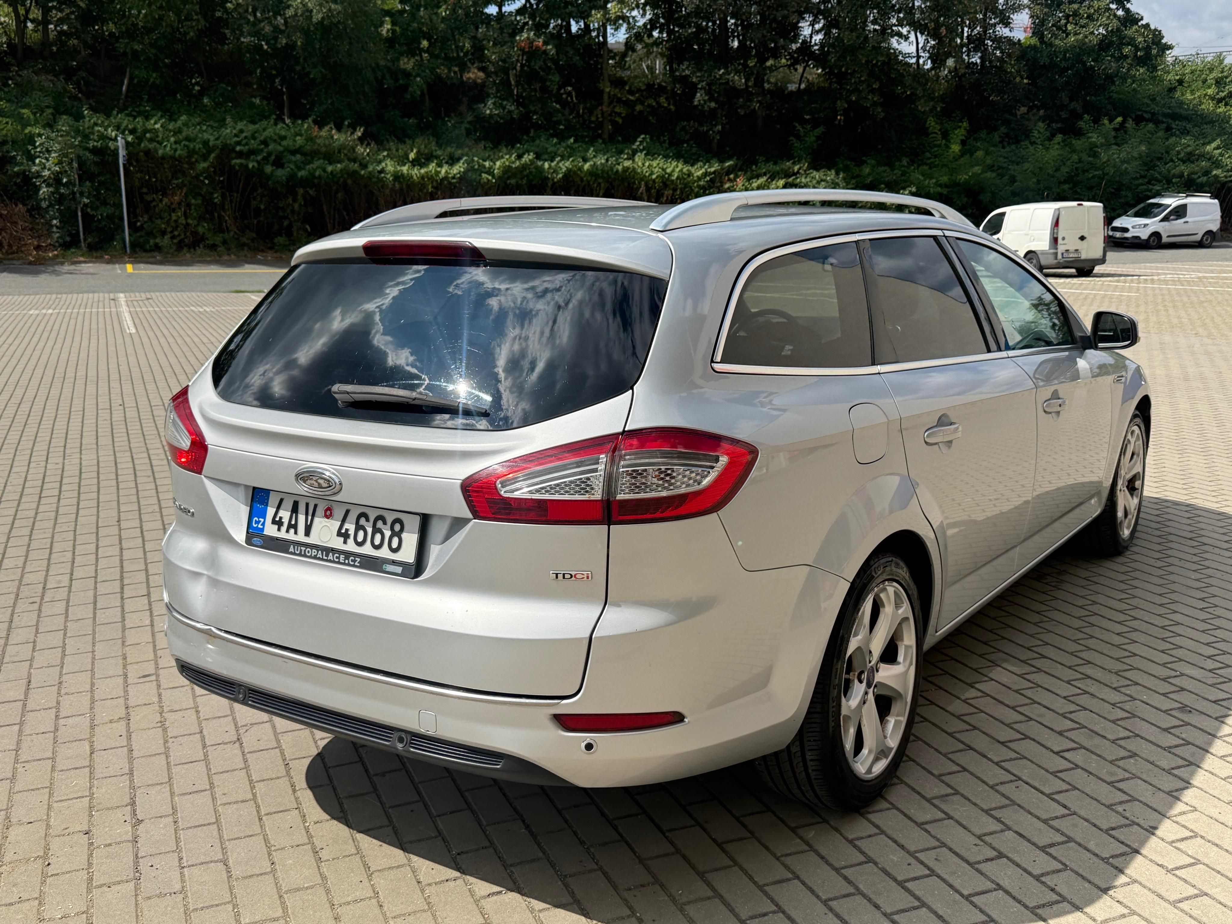 Ford Mondeo, 2.0TDCi, 120kw Automat - fotka 5