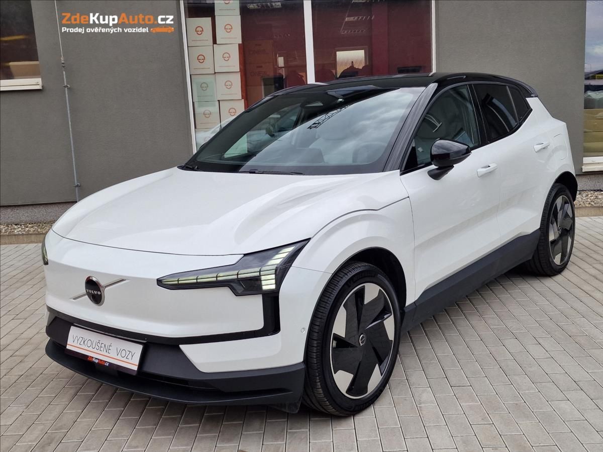 Volvo EX30, AWD Ultra Twin 315kW,ČR,1.Maj