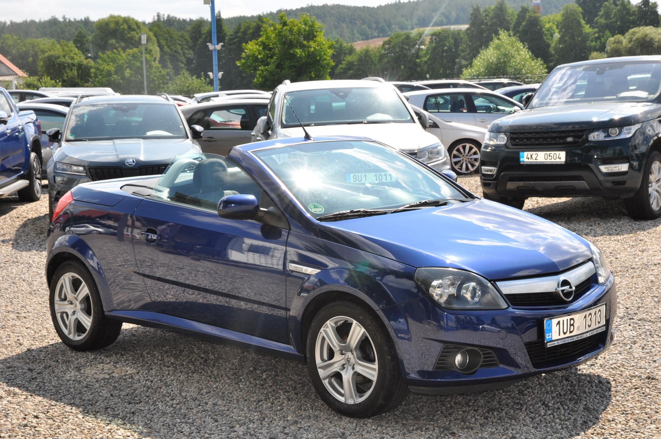 Opel Tigra, 1.8i 92kW - fotka 2
