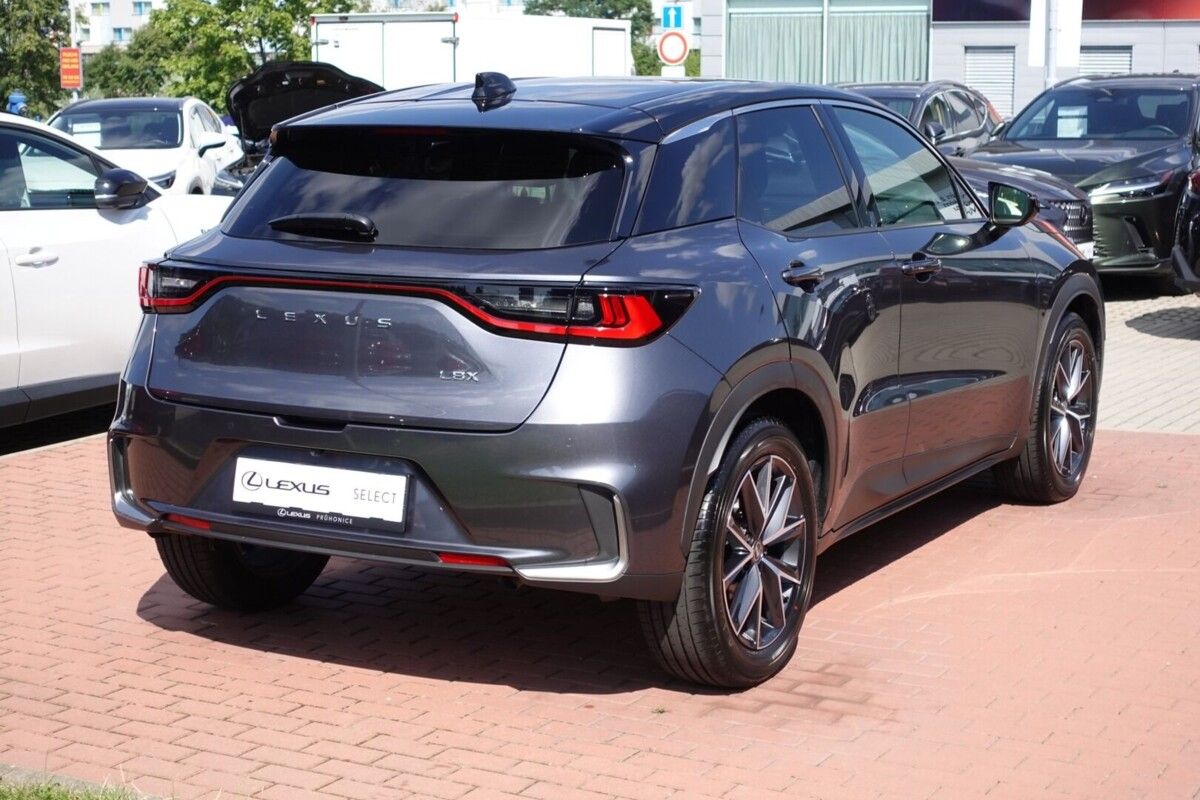 Lexus LBX, 1,5 HEV Elegant Tech - fotka 5