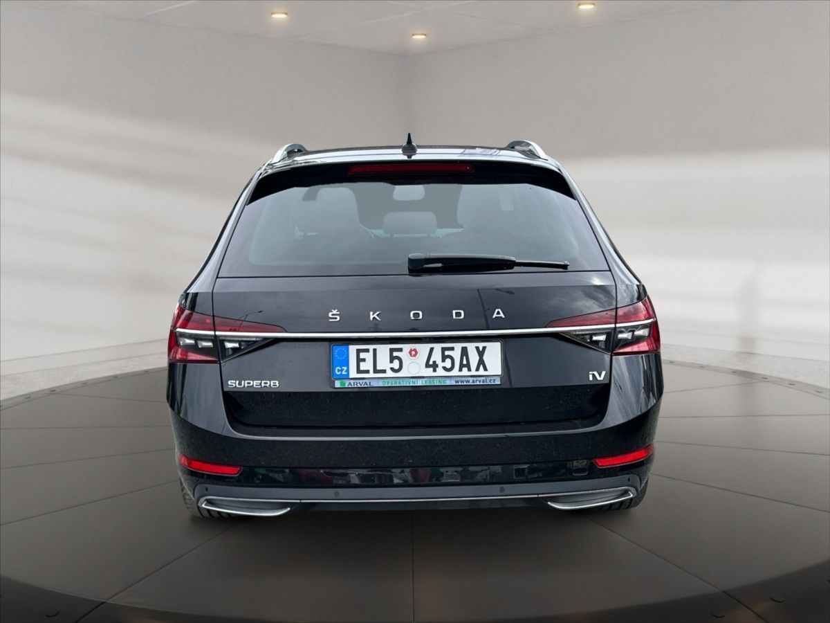 Škoda Superb, 1,4 PHEV 160 L&K AT - fotka 5