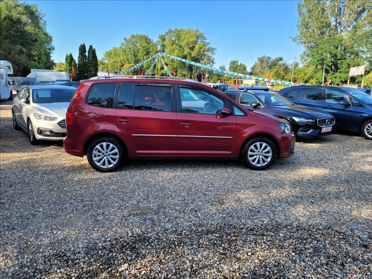 Volkswagen Touran, 2,0 tdi,dsg,Highline,kůže,navi - fotka 4
