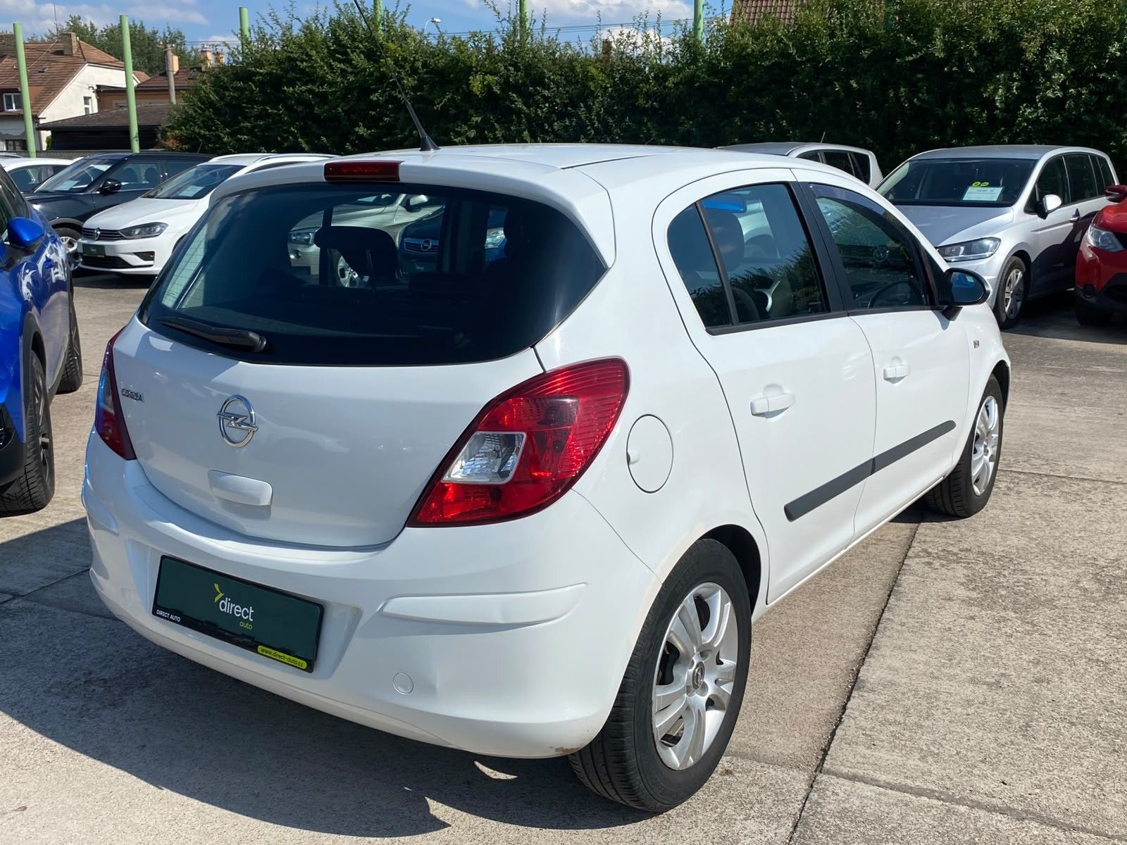 Opel Corsa, 1.2i 63 kW - fotka 2