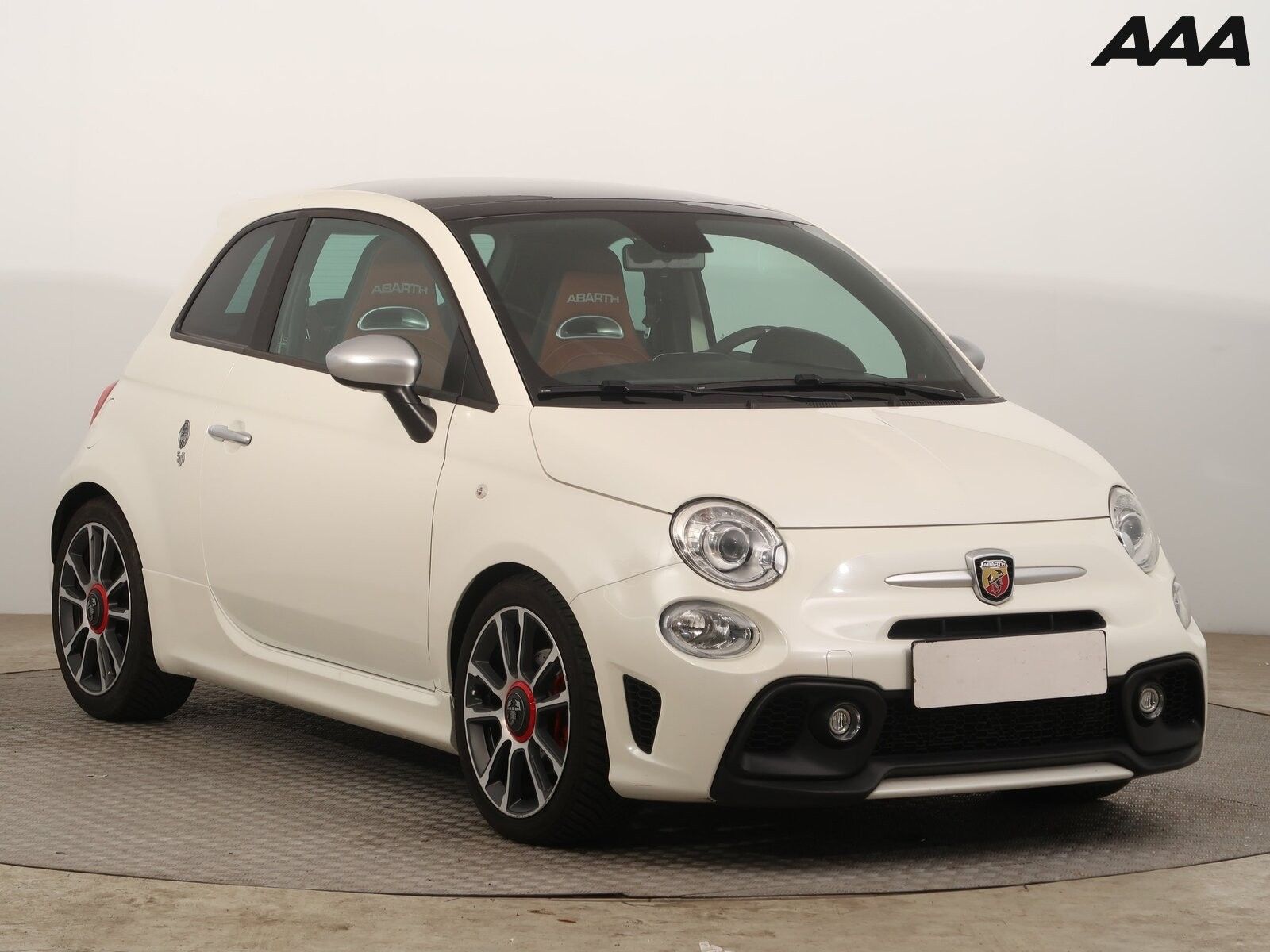 Abarth 595, Turismo, Kůže, Navi