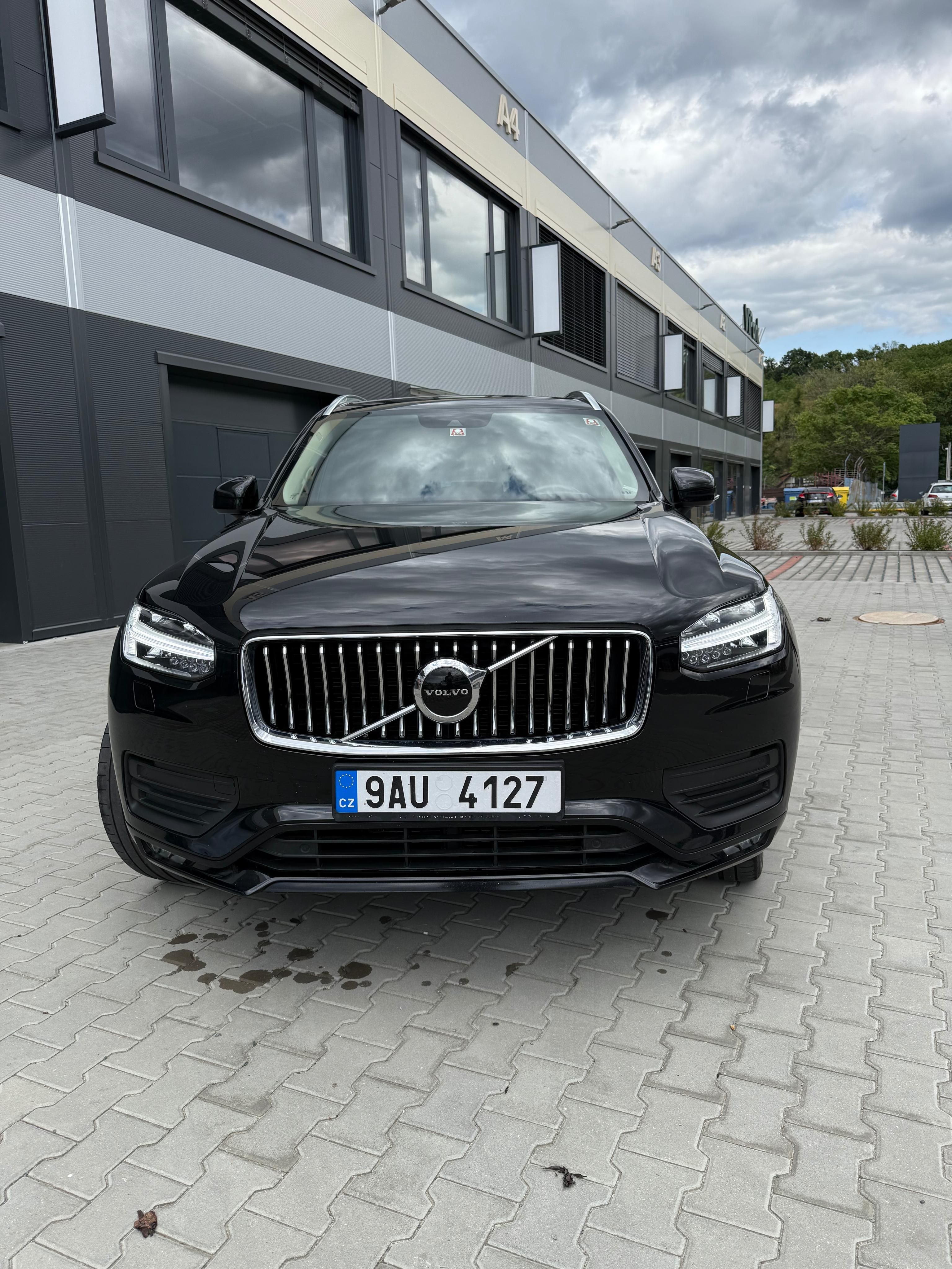 Volvo XC90 - fotka 3