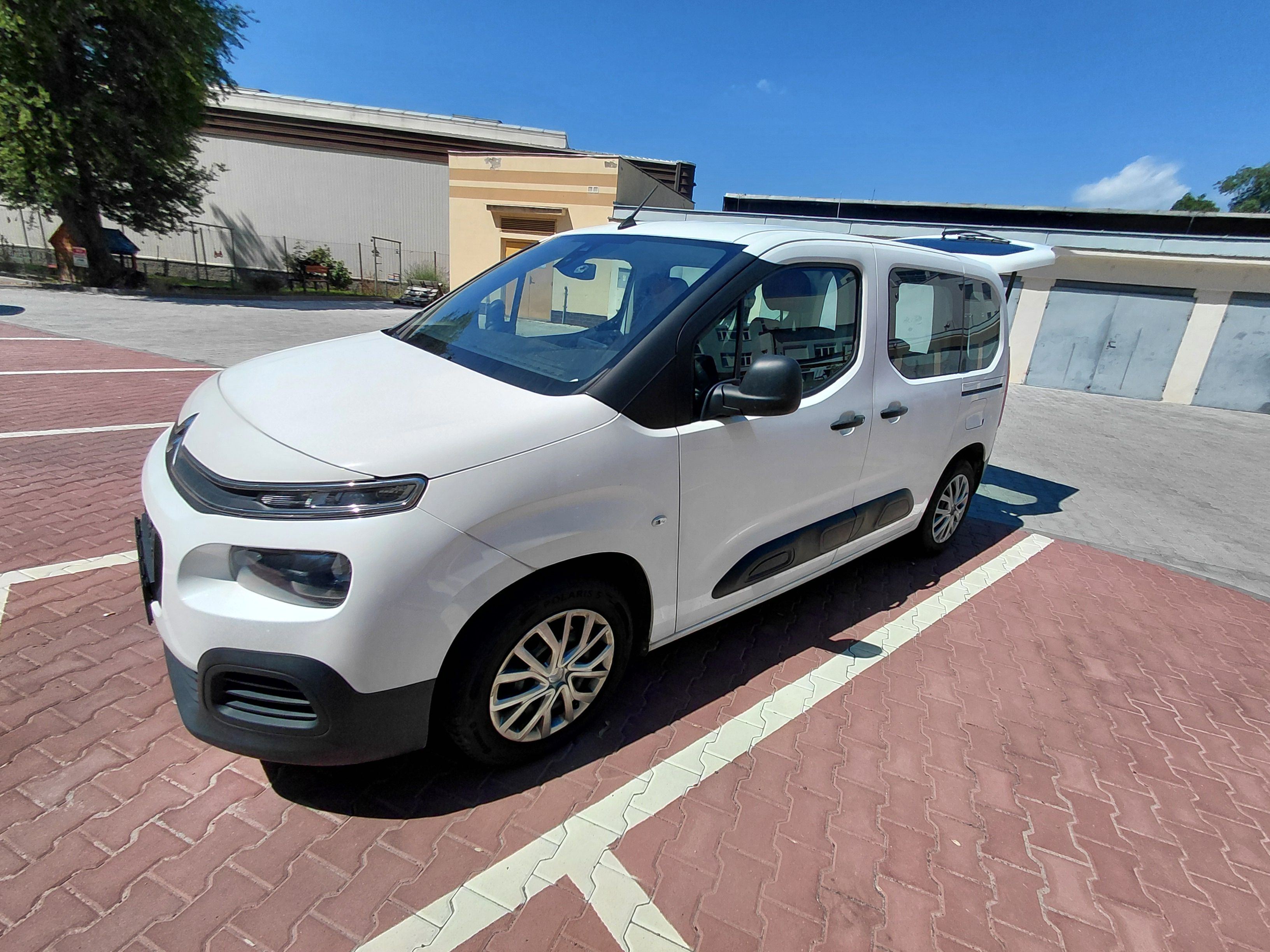Citroën Berlingo, Citroën Berlingo 1.5. BlueHDI - fotka 3