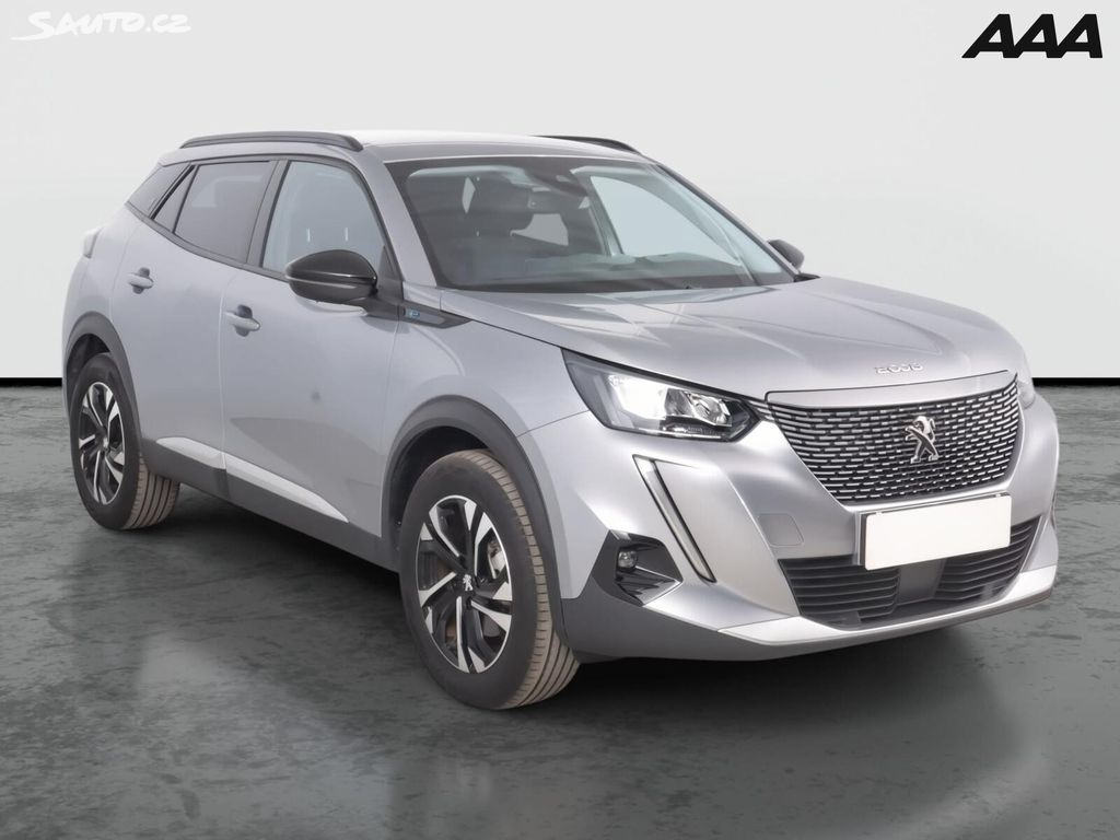 Peugeot 2008, 50 kWh, SoH 92%, Automat