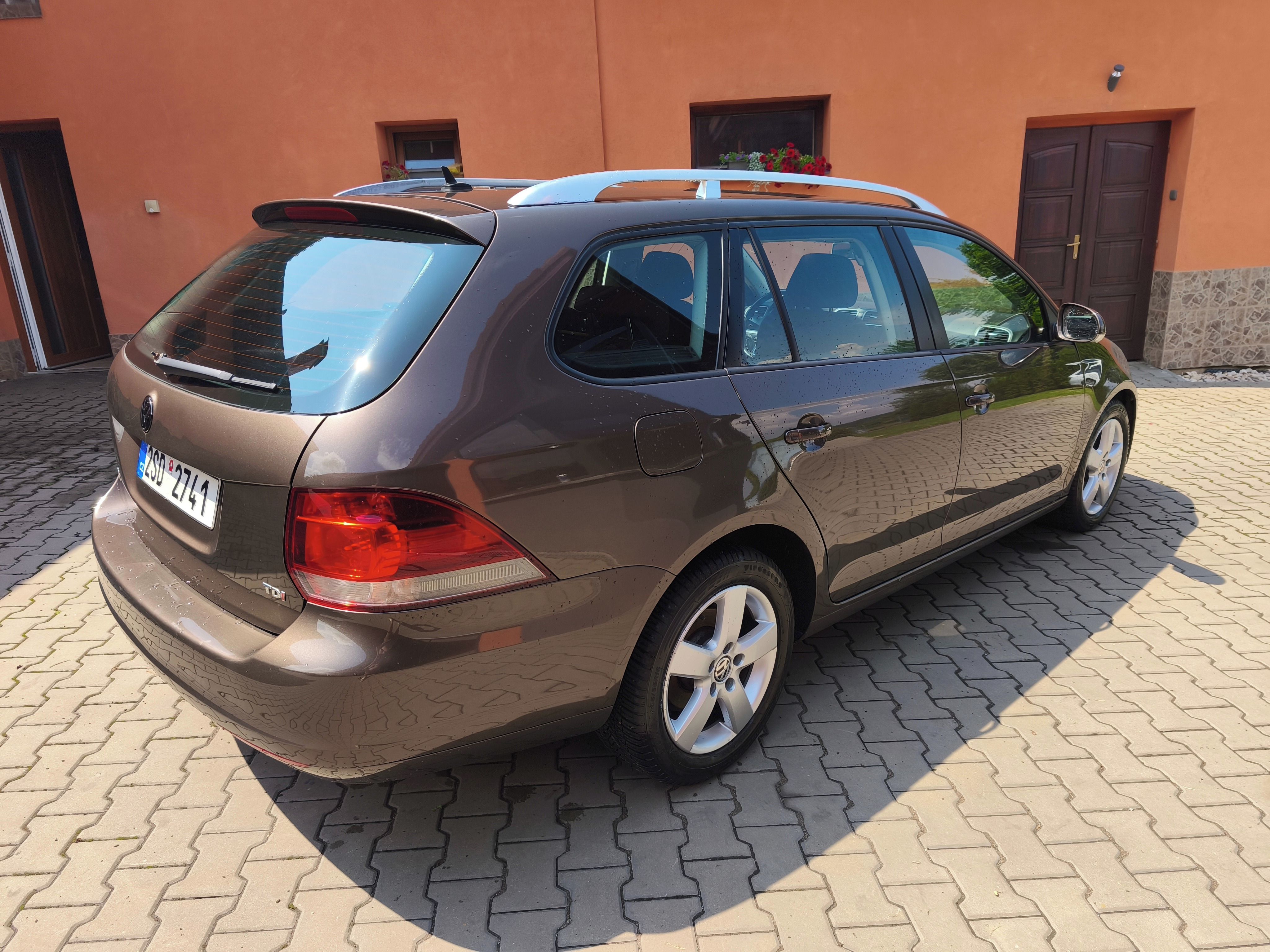 Volkswagen Golf Variant, 1.6tdi 77kw. - fotka 3