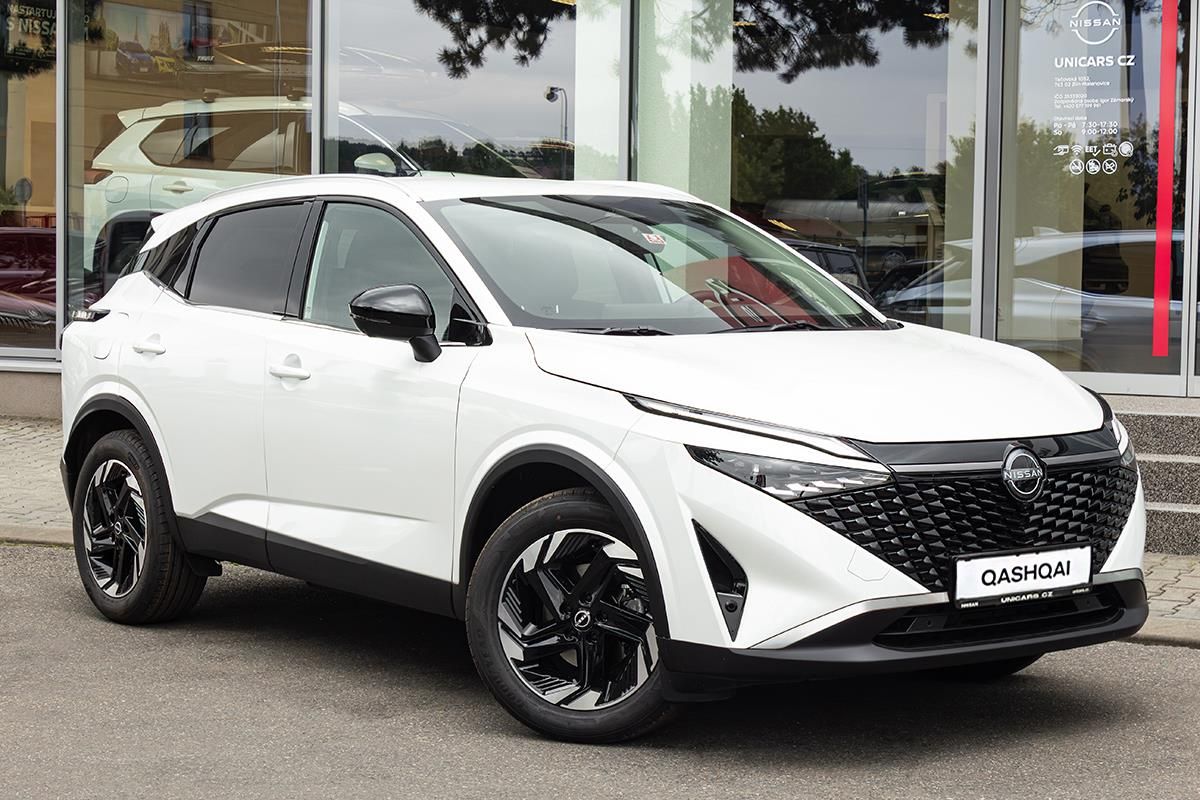 Nissan Qashqai, 1,3 DIG-T X-TRONIC N-CONNECTA - fotka 3